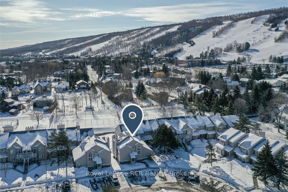 #22 - 162 Settlers Crescent, Blue Mountains, ON L9Y 0M4