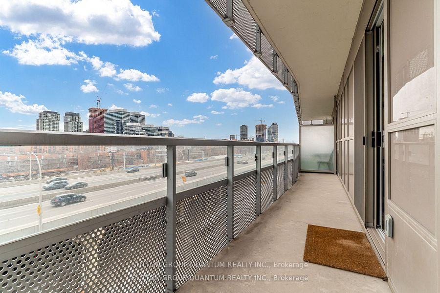 1 Bedroom Condo at 15 Lower Jarvis, Toronto For sale
