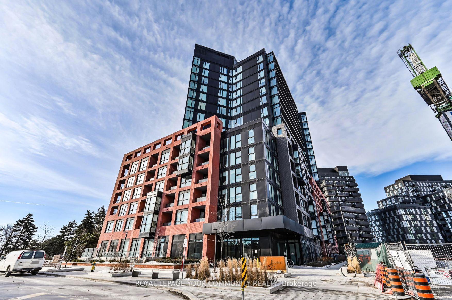 4 Bedrooms Condo at 8 Tippett Rd, Toronto For sale