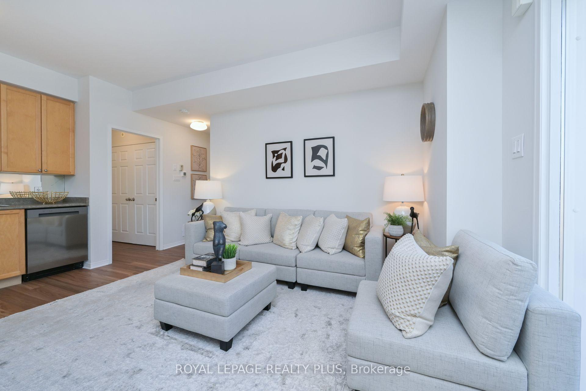 1 Bedroom Condo at 3056 Eglinton, Mississauga For sale