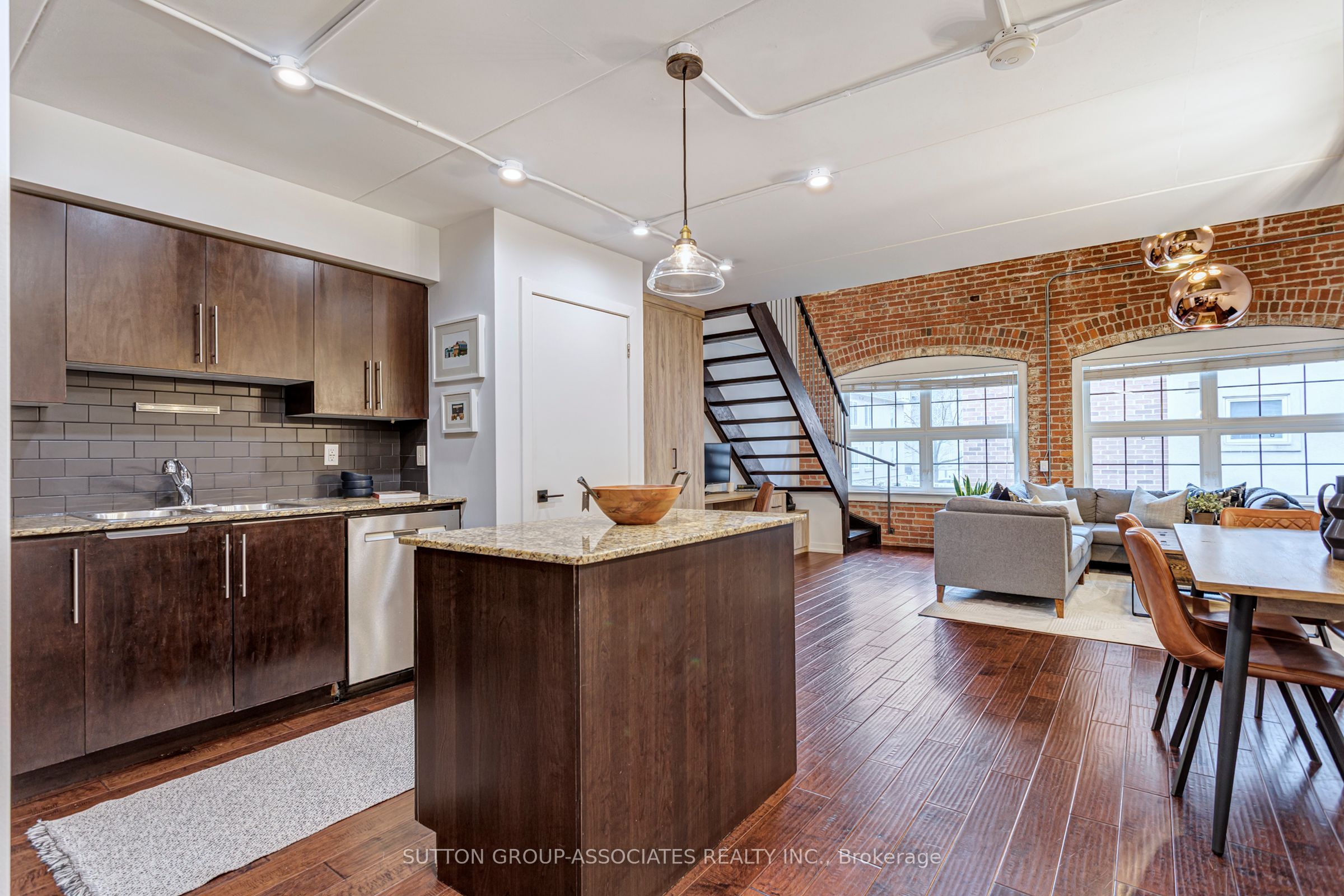 1100 Lansdowne Avenue, #333