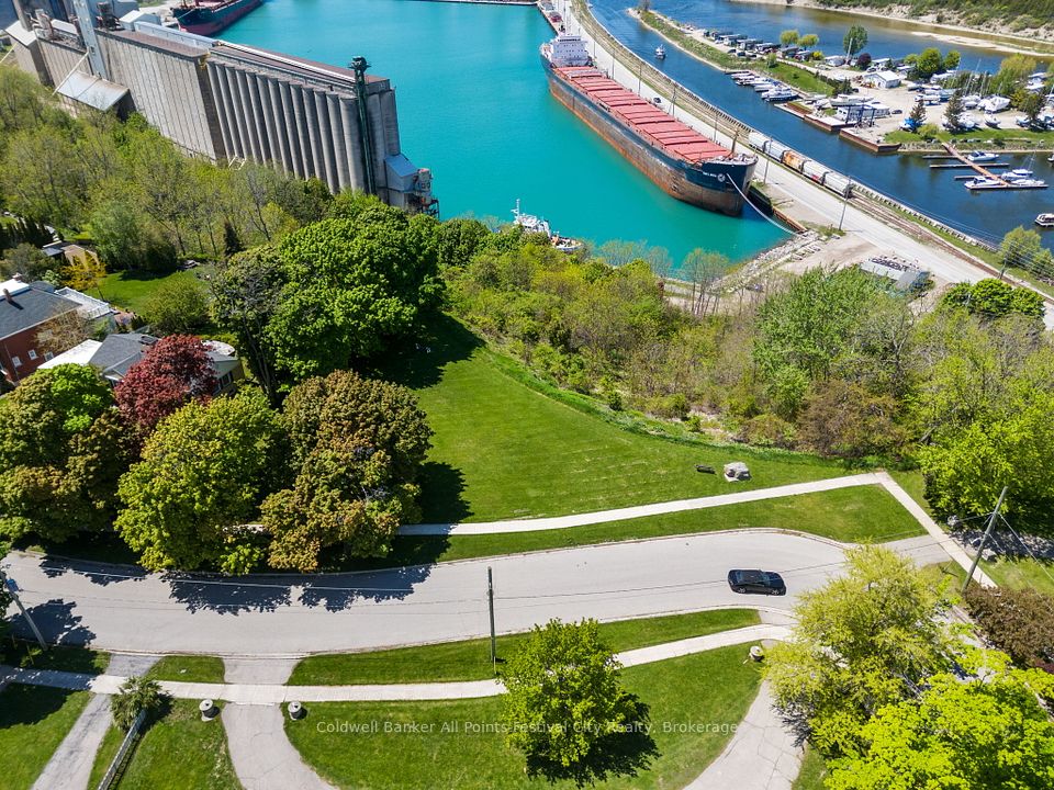 Investment Listing Photo