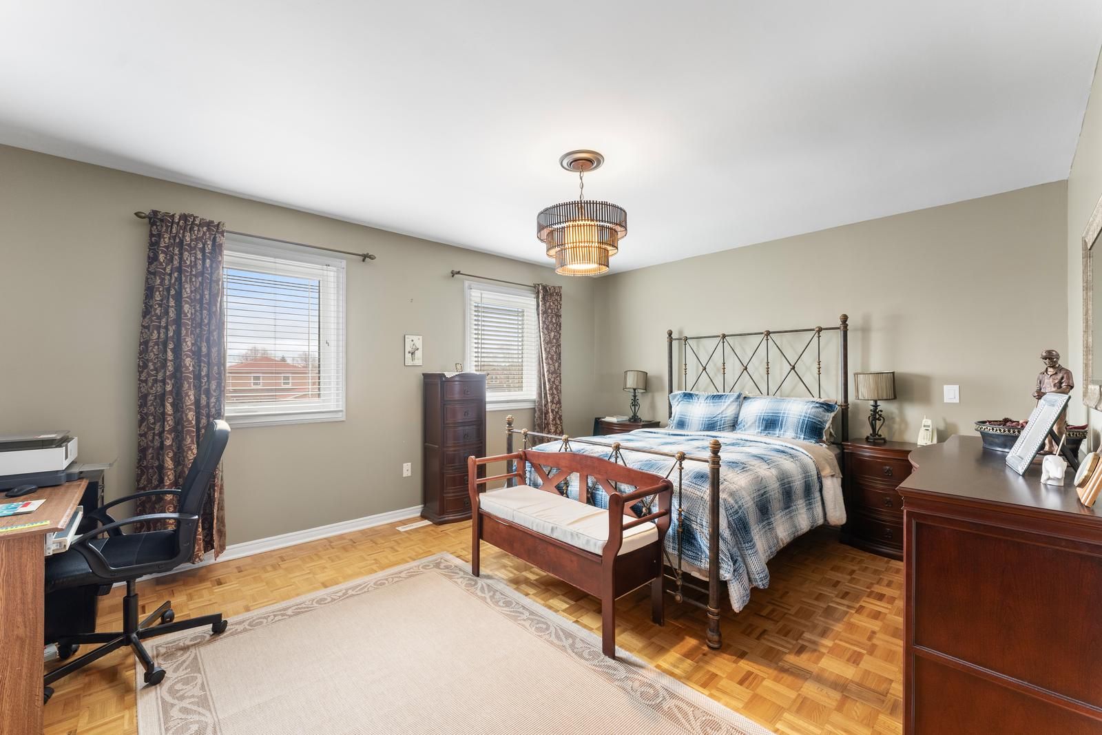 130 Pentland Crescent