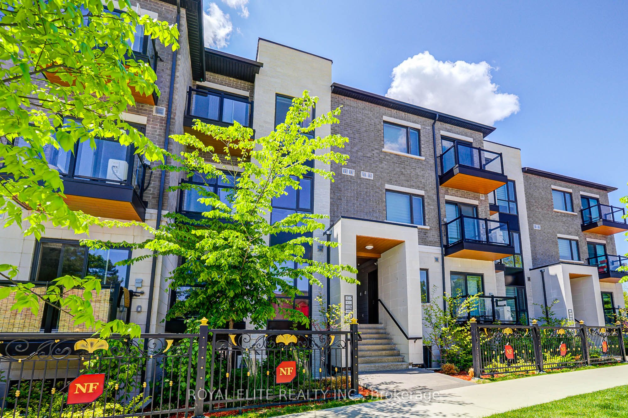 200 Chester Le Boulevard, #D205