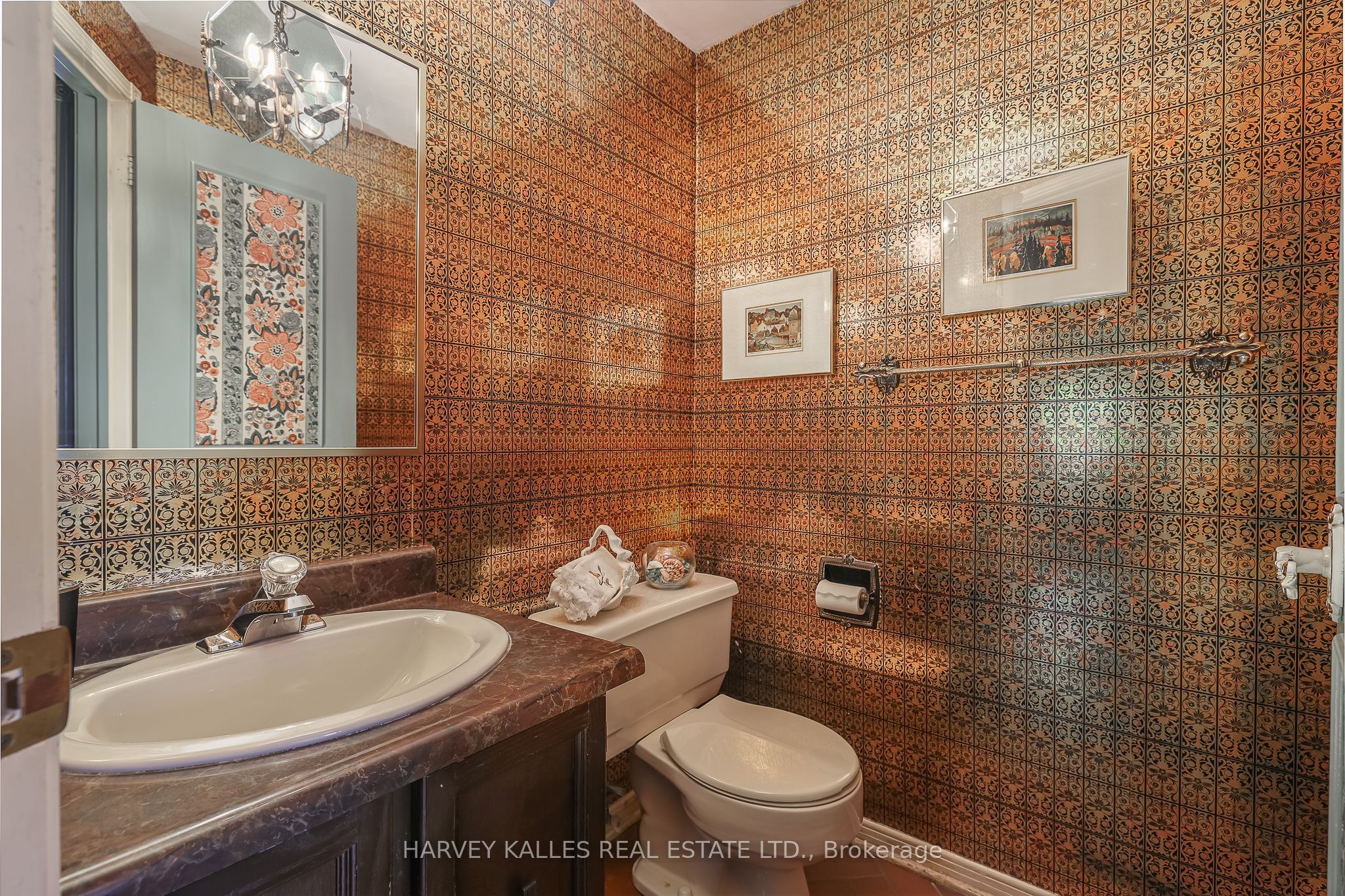 28 Waggoners Wells Lane