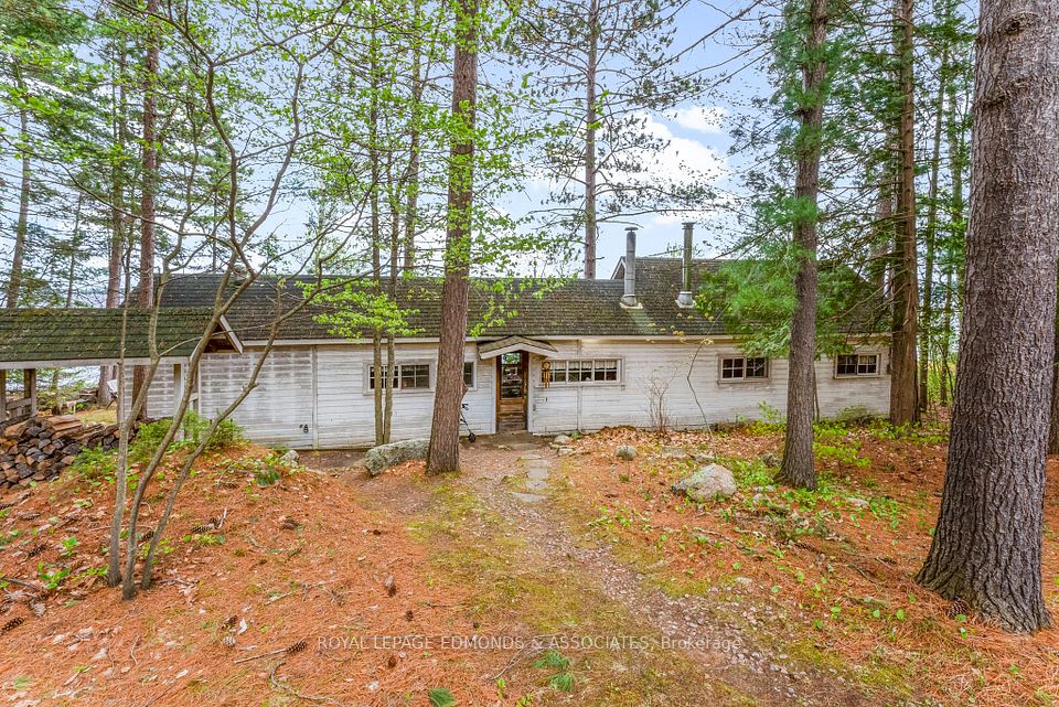 769 Rock Point