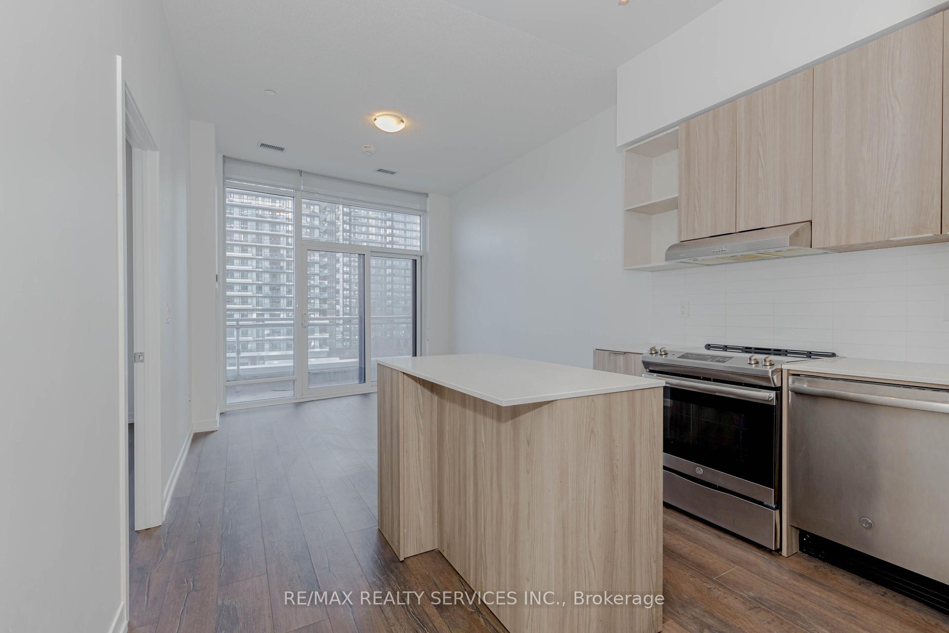 2 Bedrooms Condo at 2520 Eglington,  Mississauga For sale