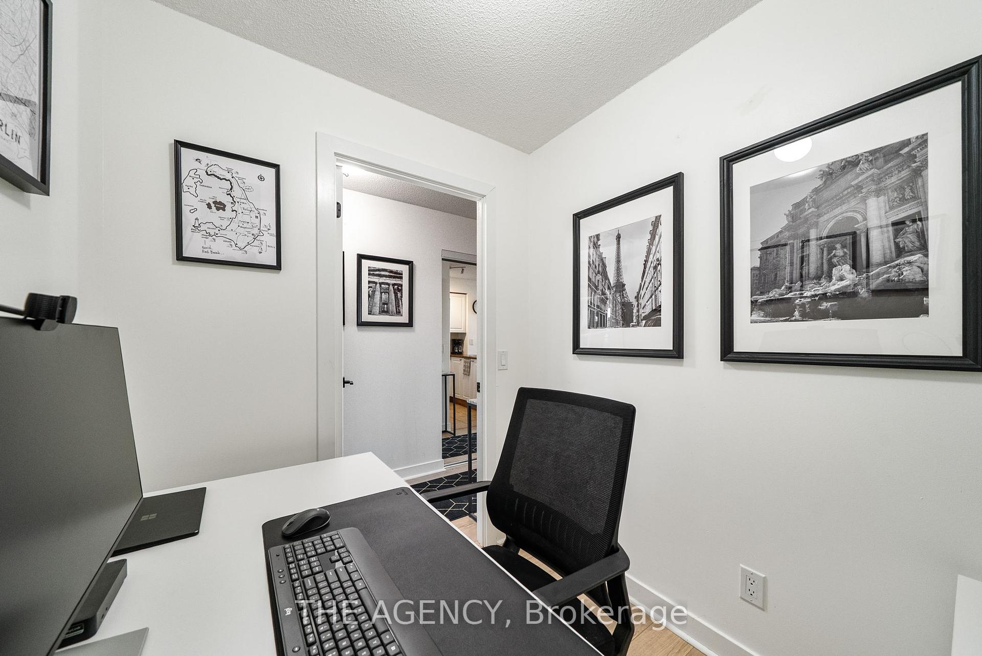 2 Bedrooms Condo at 50 Lynn Williams, Toronto For sale