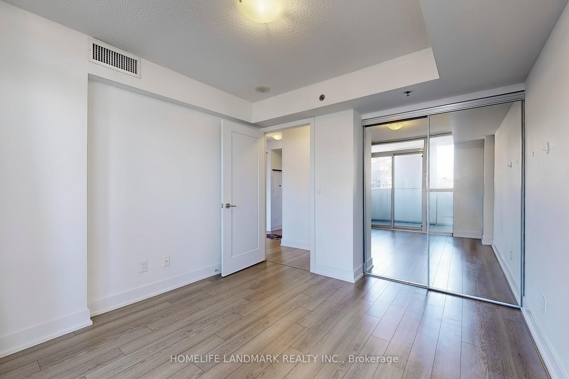 1 Bedroom Condo at 318 Richmond, Toronto For sale