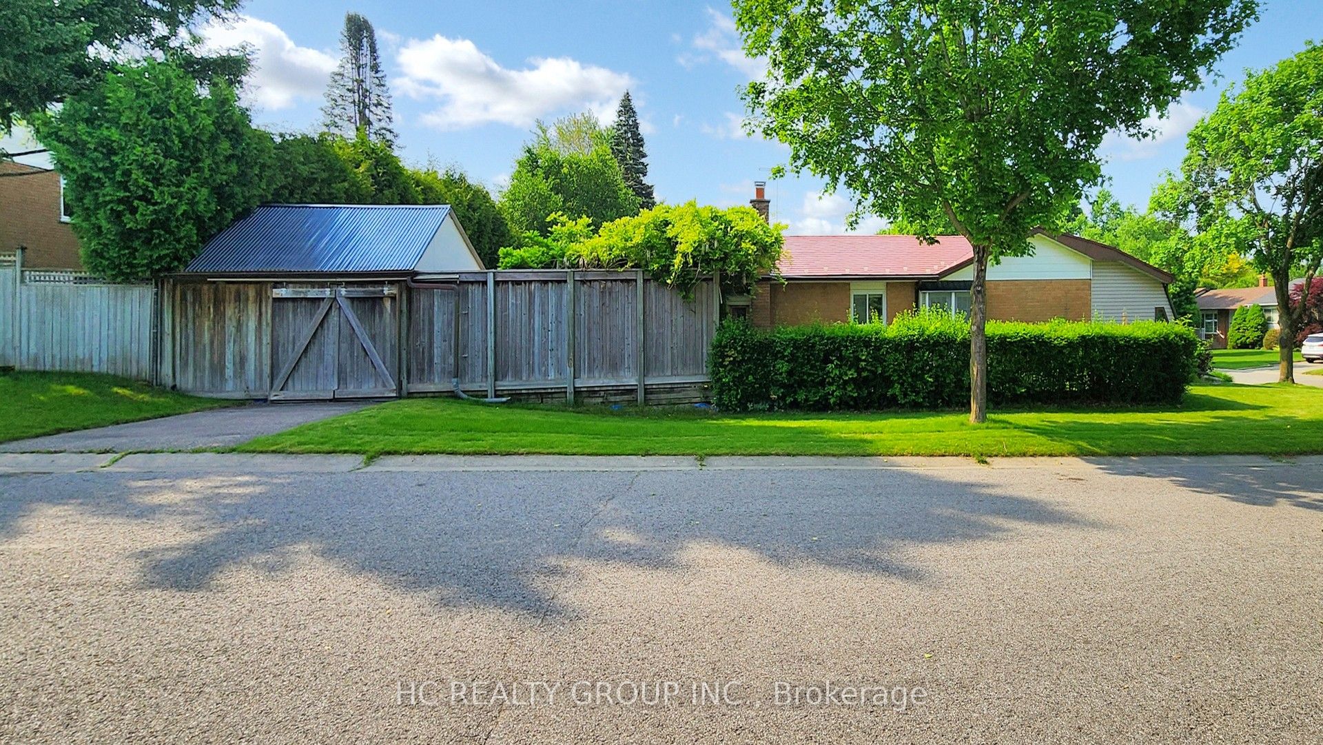 21 SIR CONSTANTINE Drive