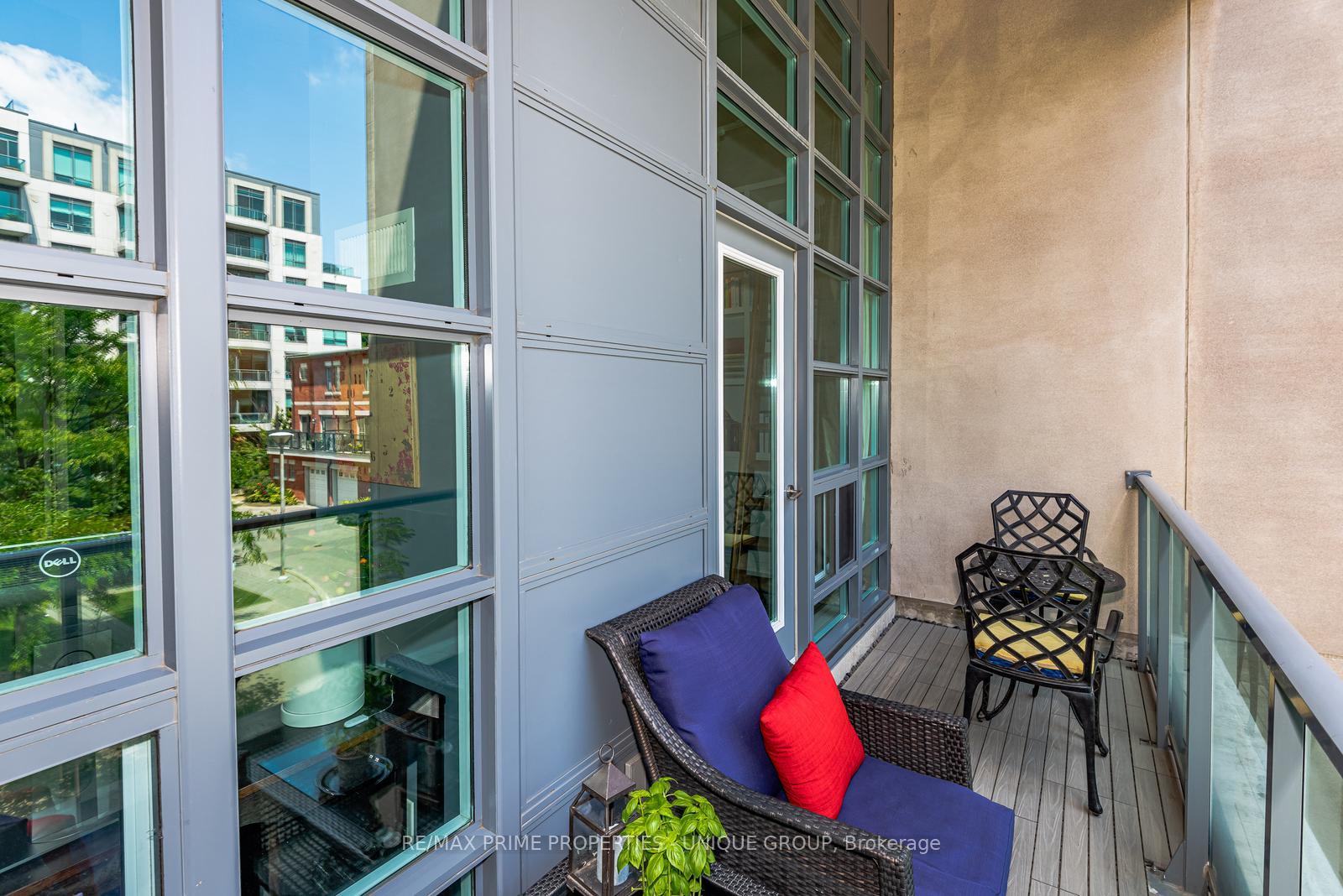1 Bedroom Condo at 380 Macpherson, Toronto For sale