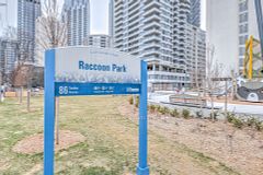 50 Dunfield Avenue 316