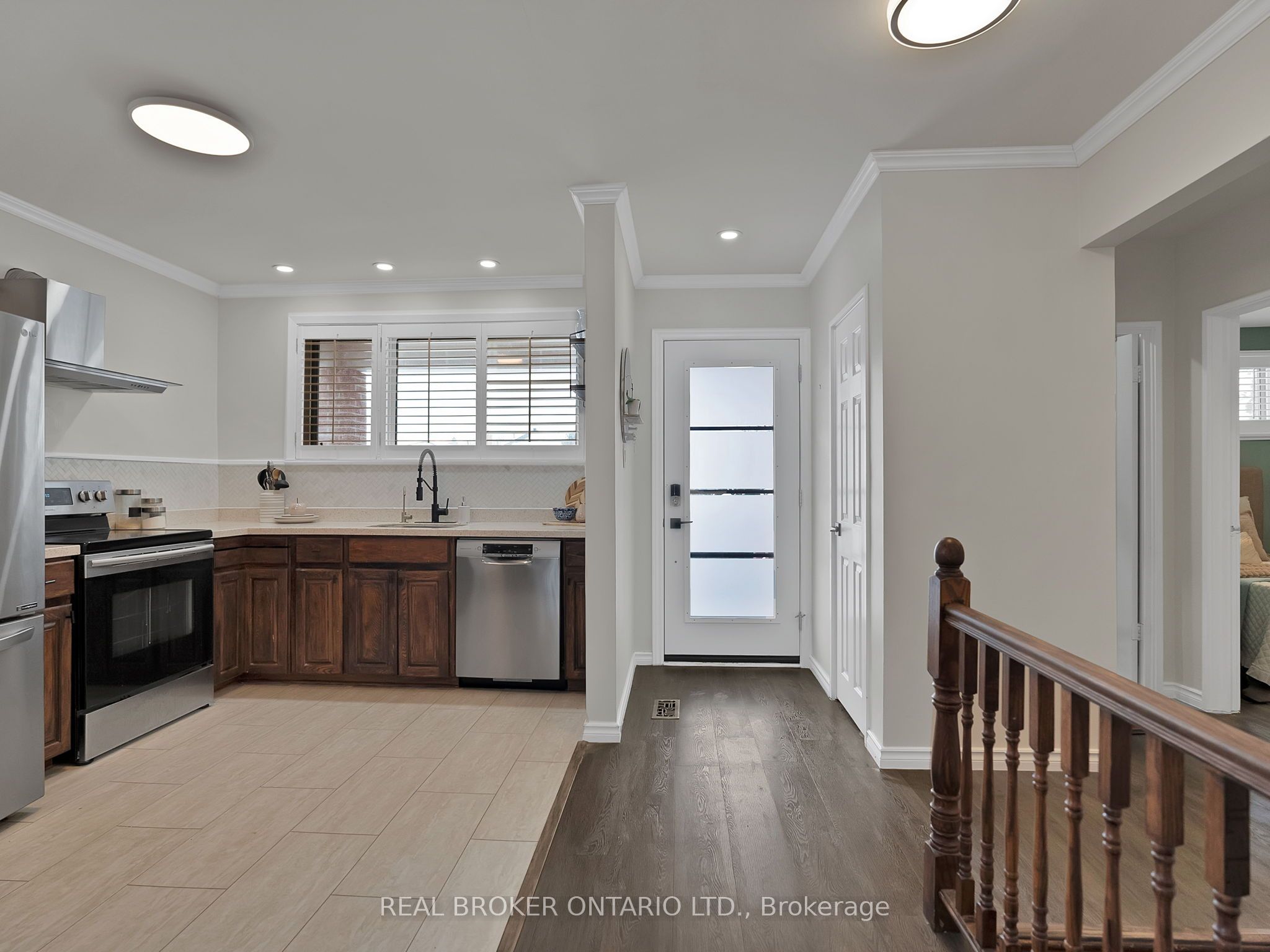 1005 Walton Boulevard