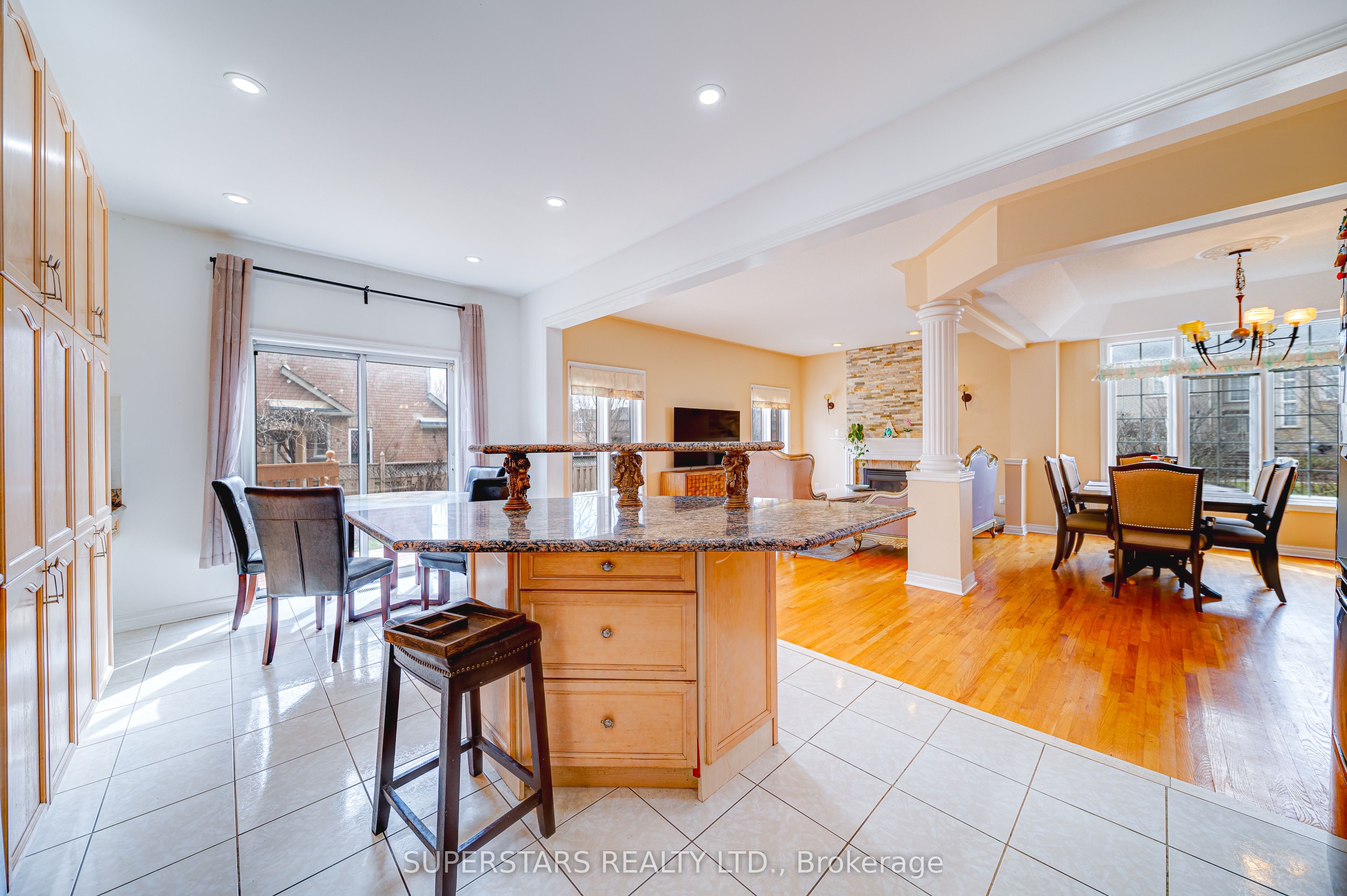 207 Frank Endean Road