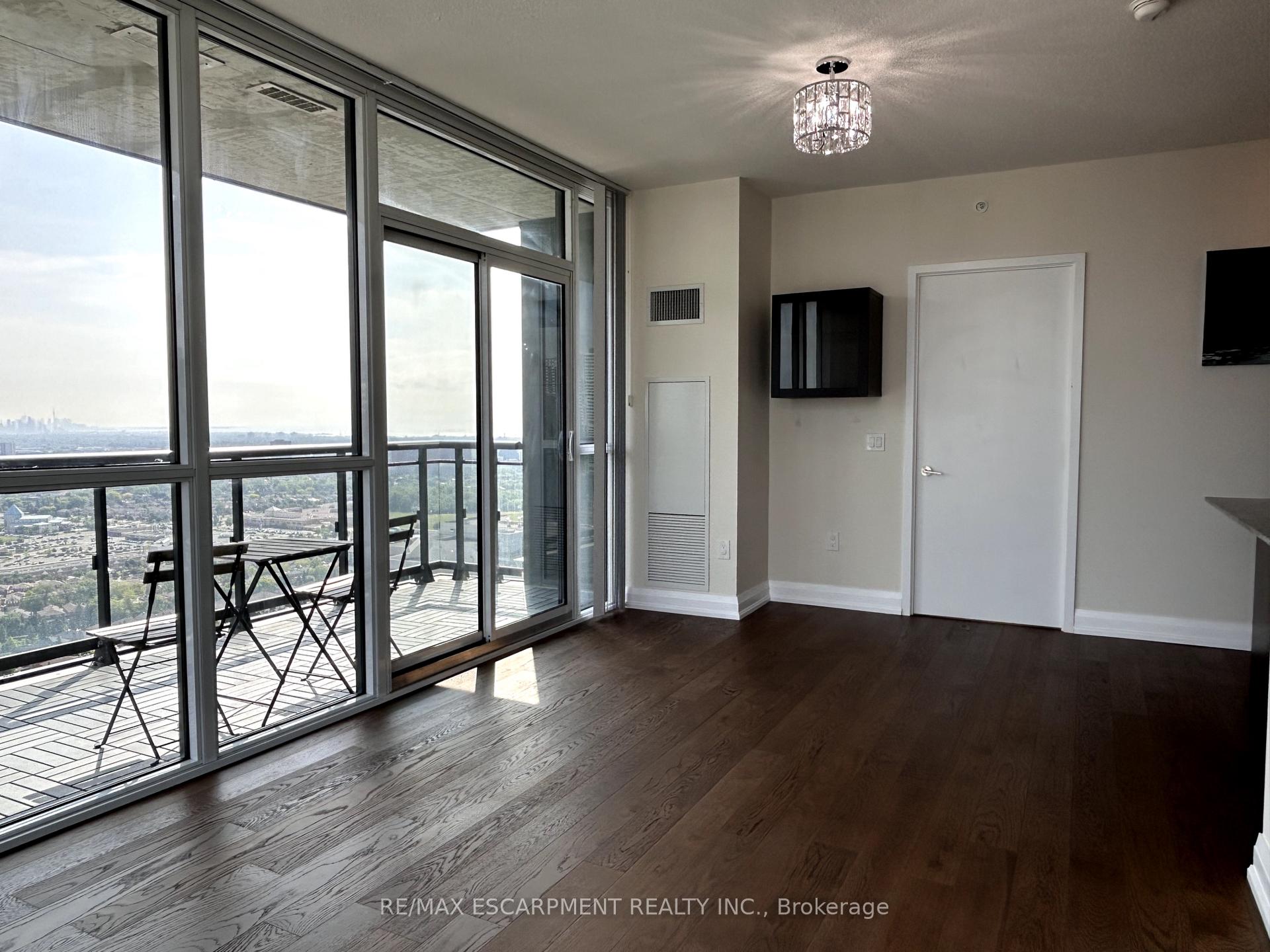 3 Bedrooms Condo at 3975 Grand Park, Mississauga For sale