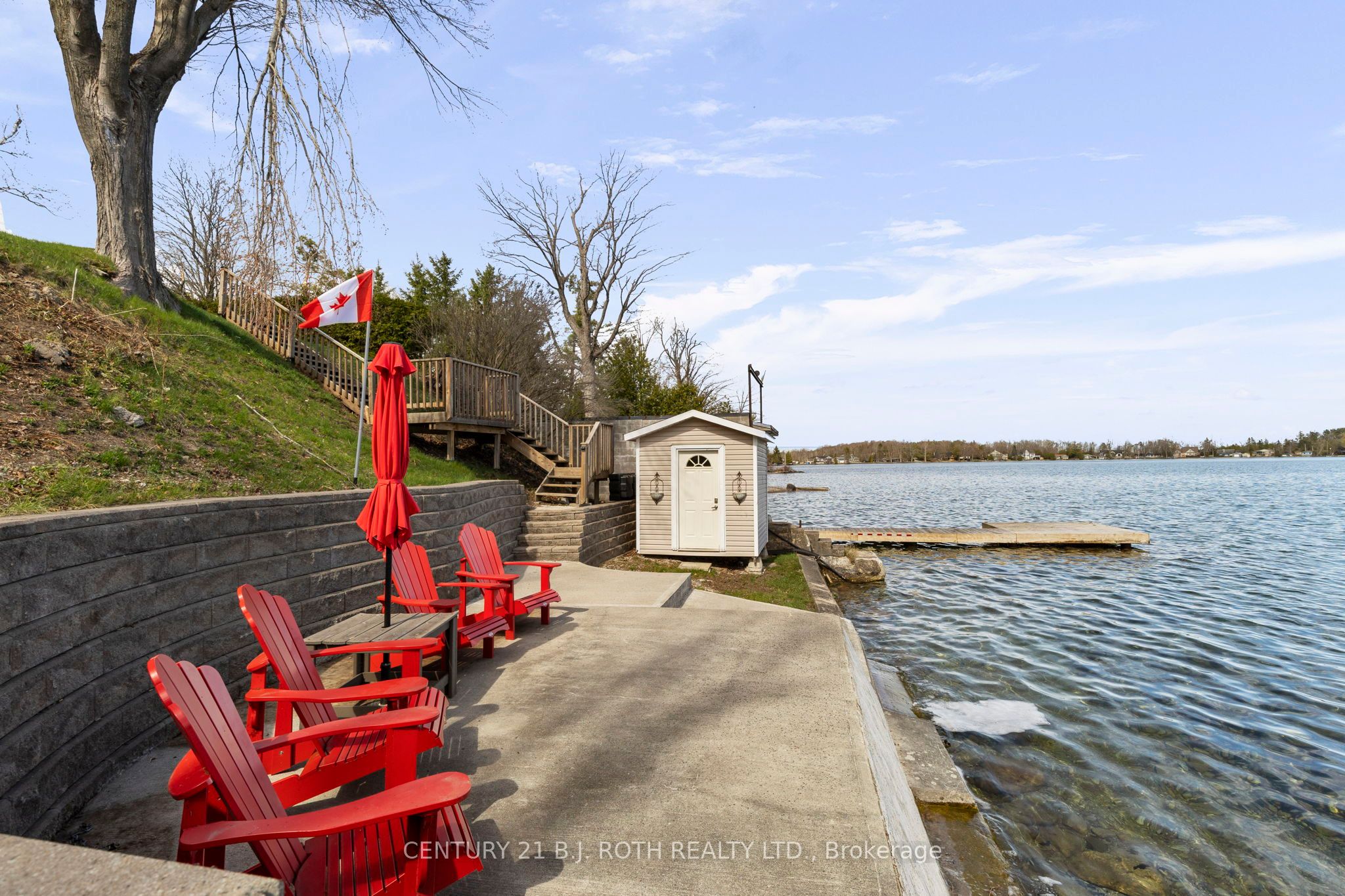 2679 Lakeshore Road E