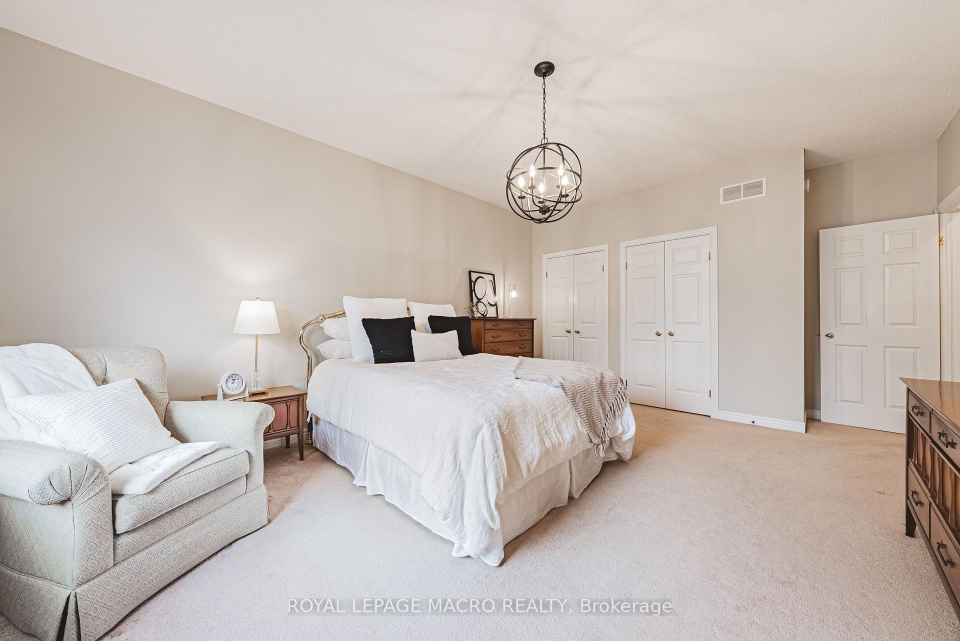 1 Bedroom Condo at 34 Southbrook, Hamilton For sale