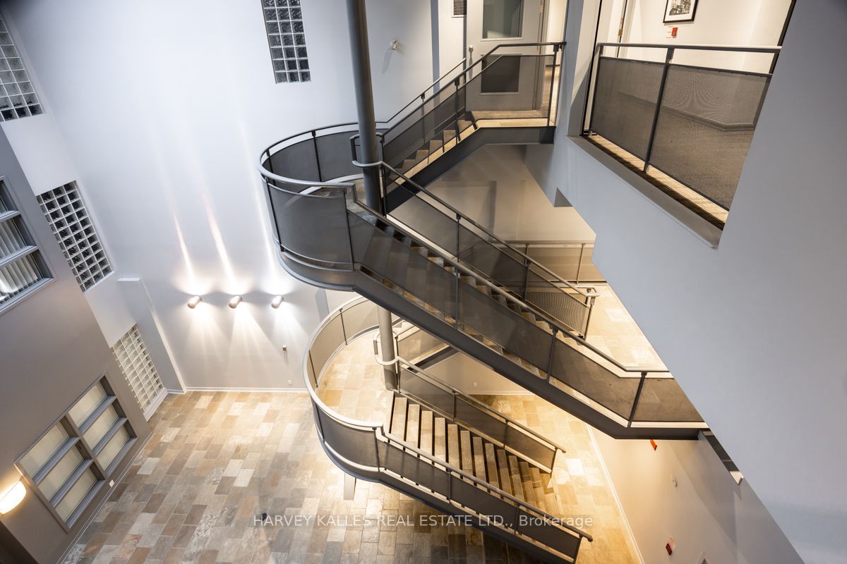 295 Davenport Road 213