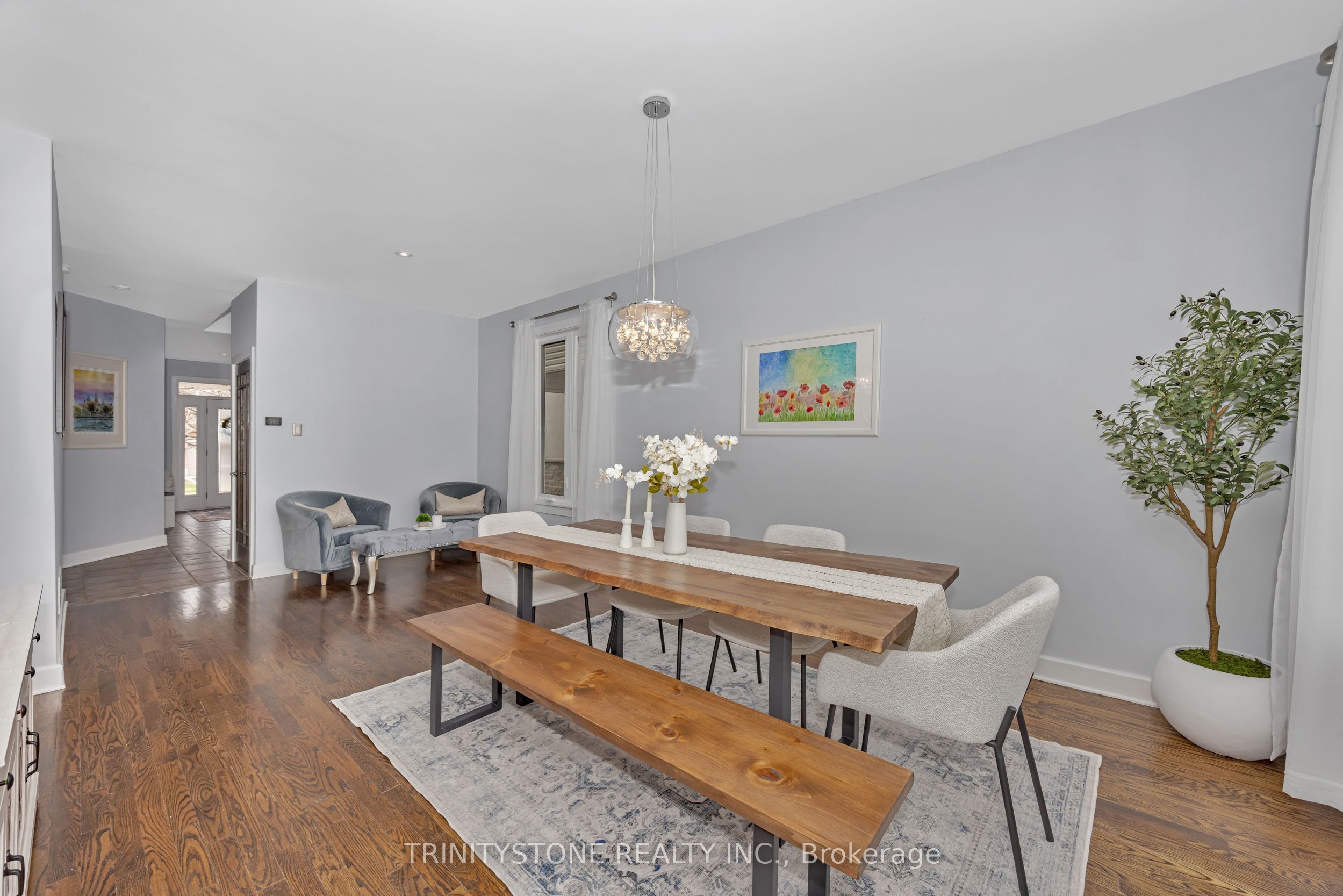 24 Friendly Crescent, StittsvilleMunsterRichmond, ON K2S 2B6