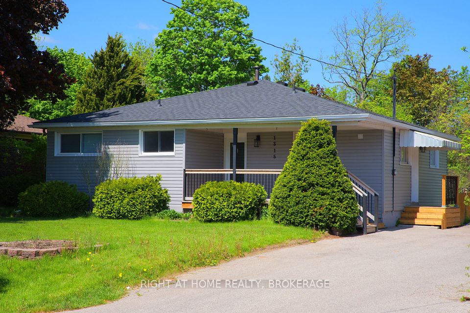 1315 Pinegrove