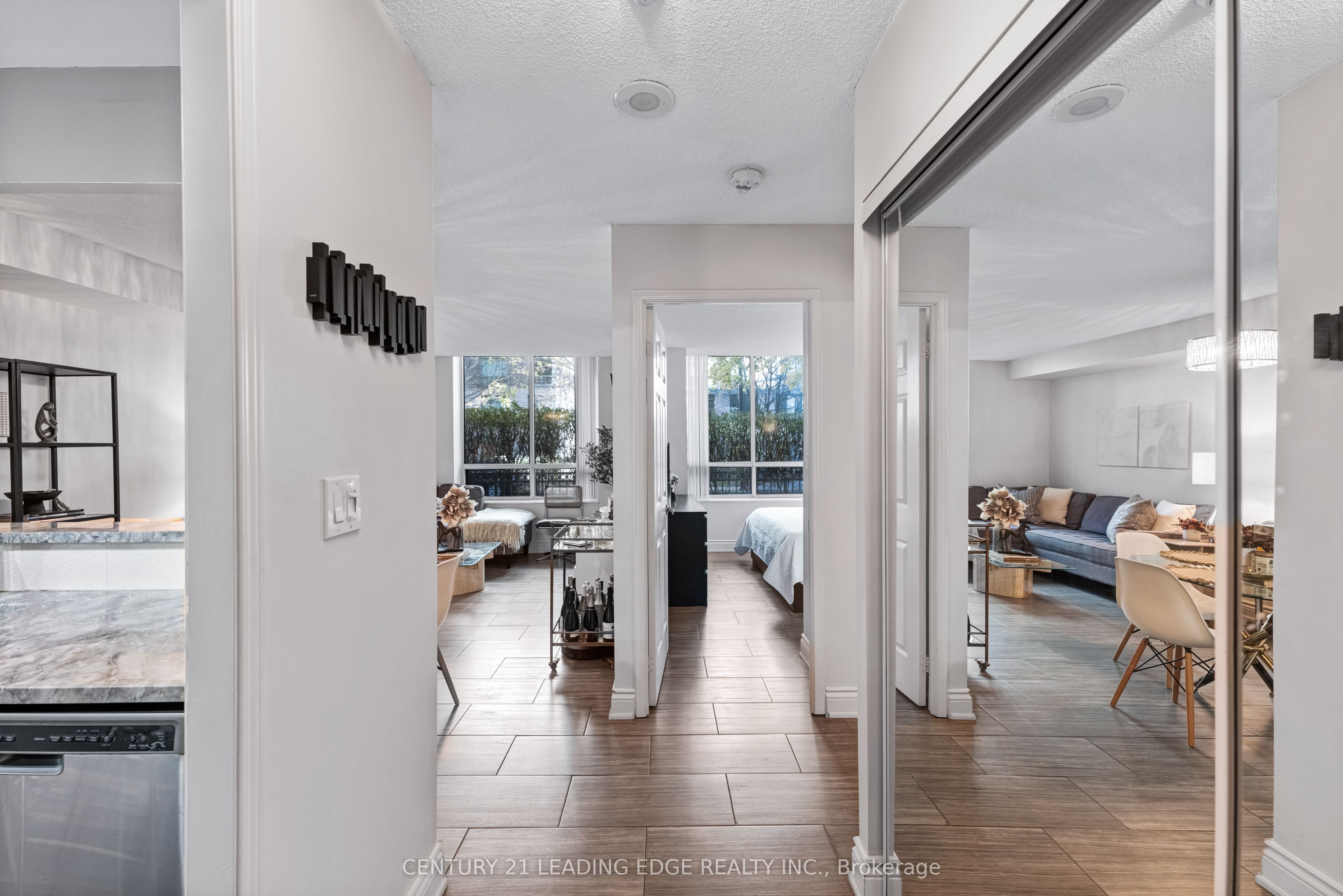 #105 - 39 Pemberton Avenue, Toronto, ON M2M 4L6