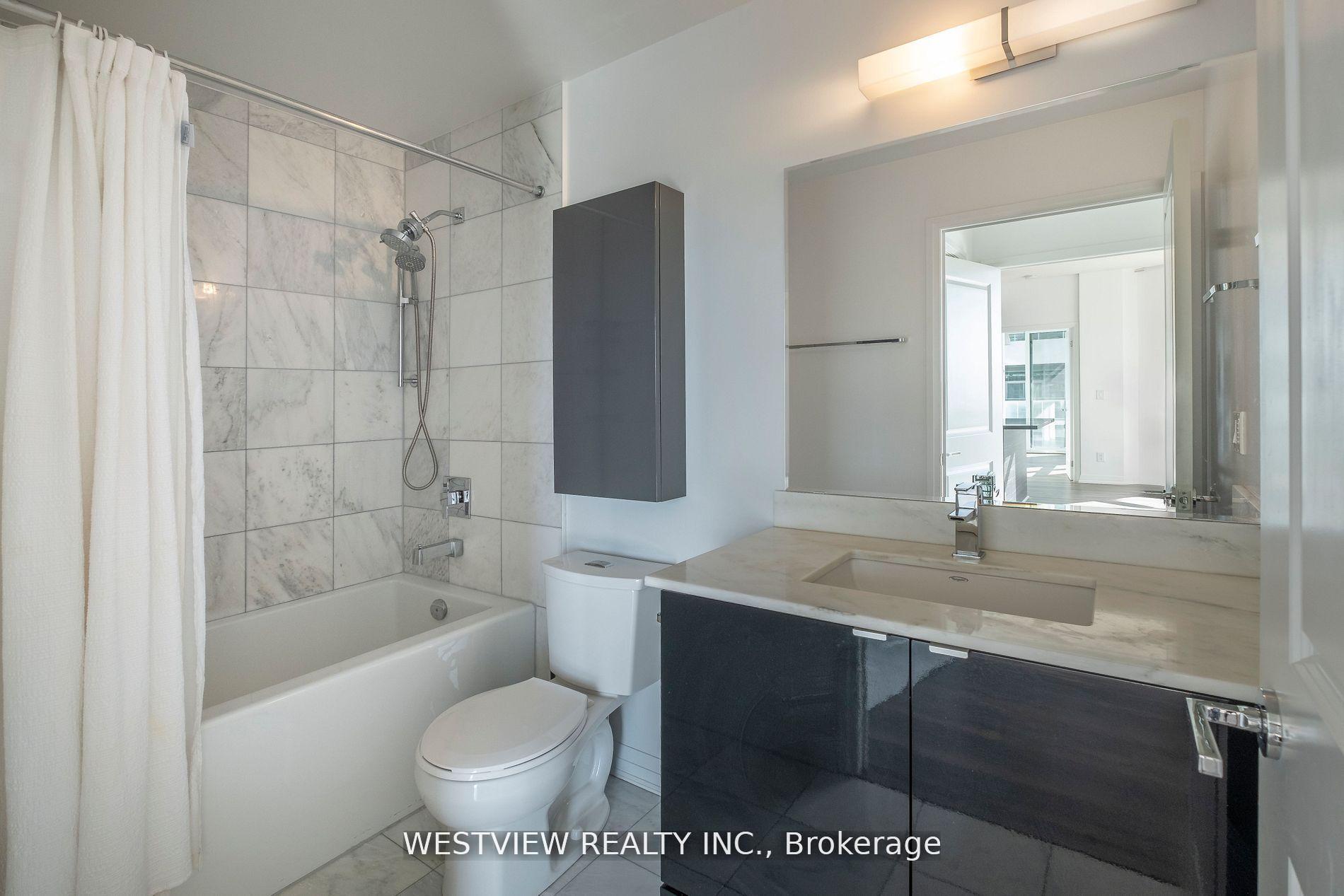 2 Bedrooms Condo at 59 Annie Craig,  Toronto For sale