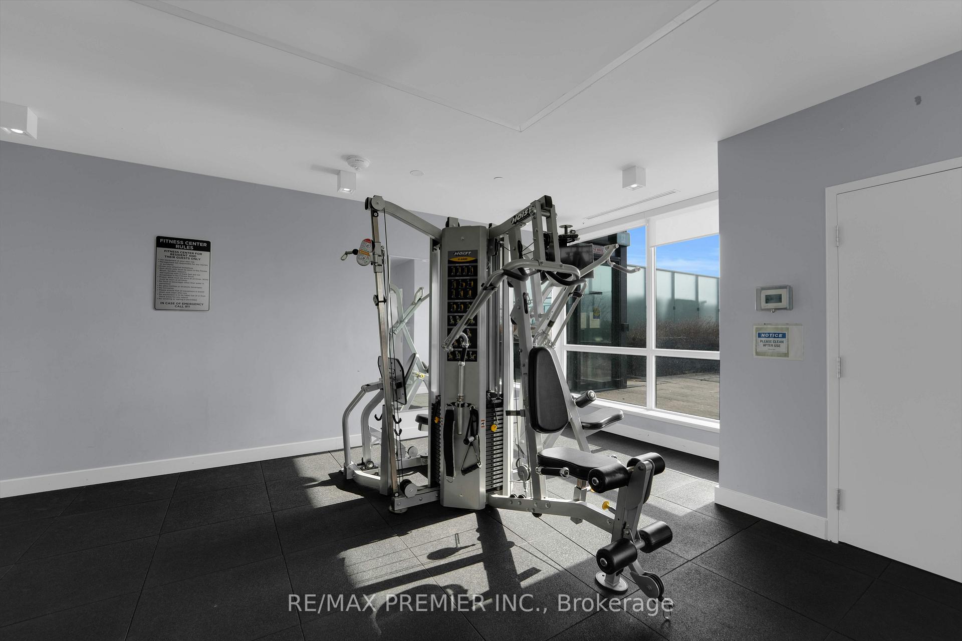 2 Bedrooms Condo at 4800 Highway 7,  Vaughan For sale
