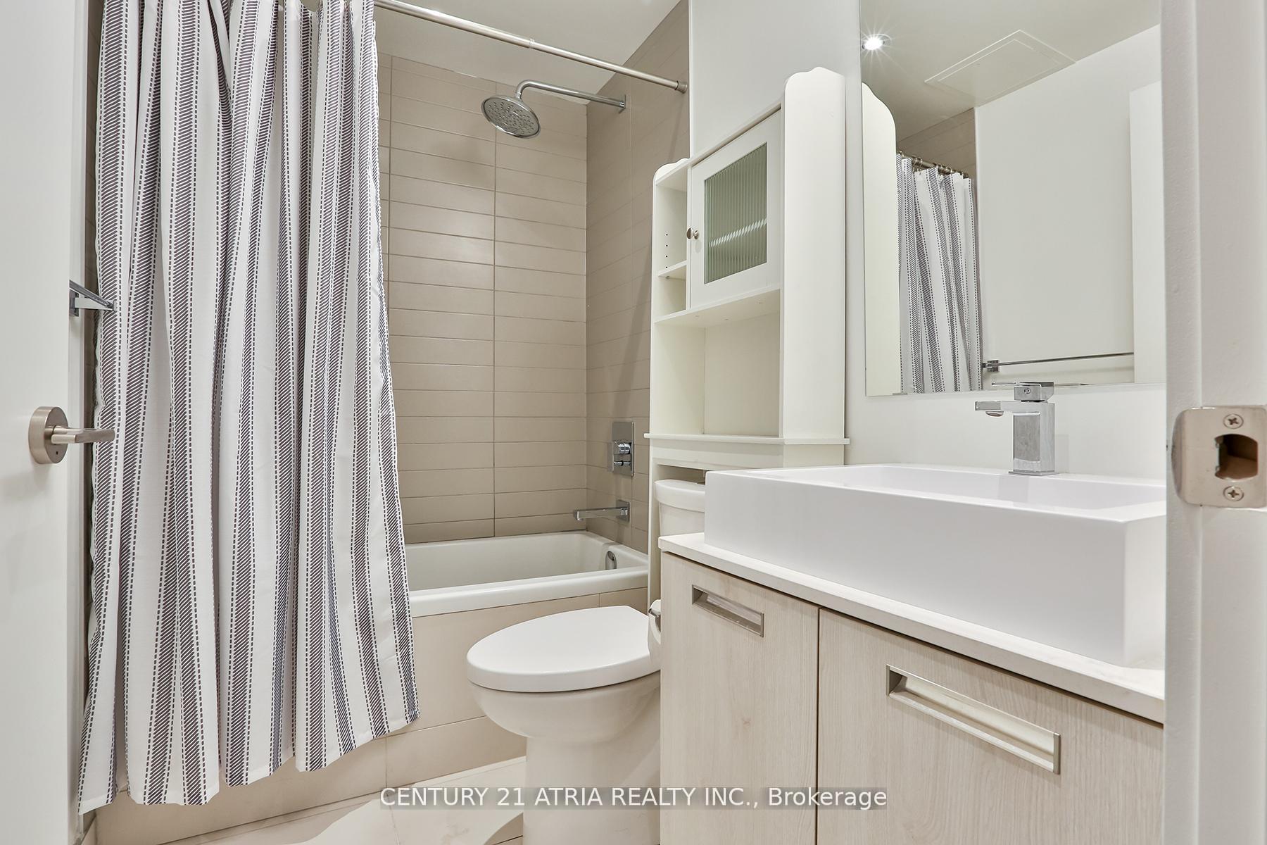 2 Bedrooms Condo at 2a Church, Toronto For sale