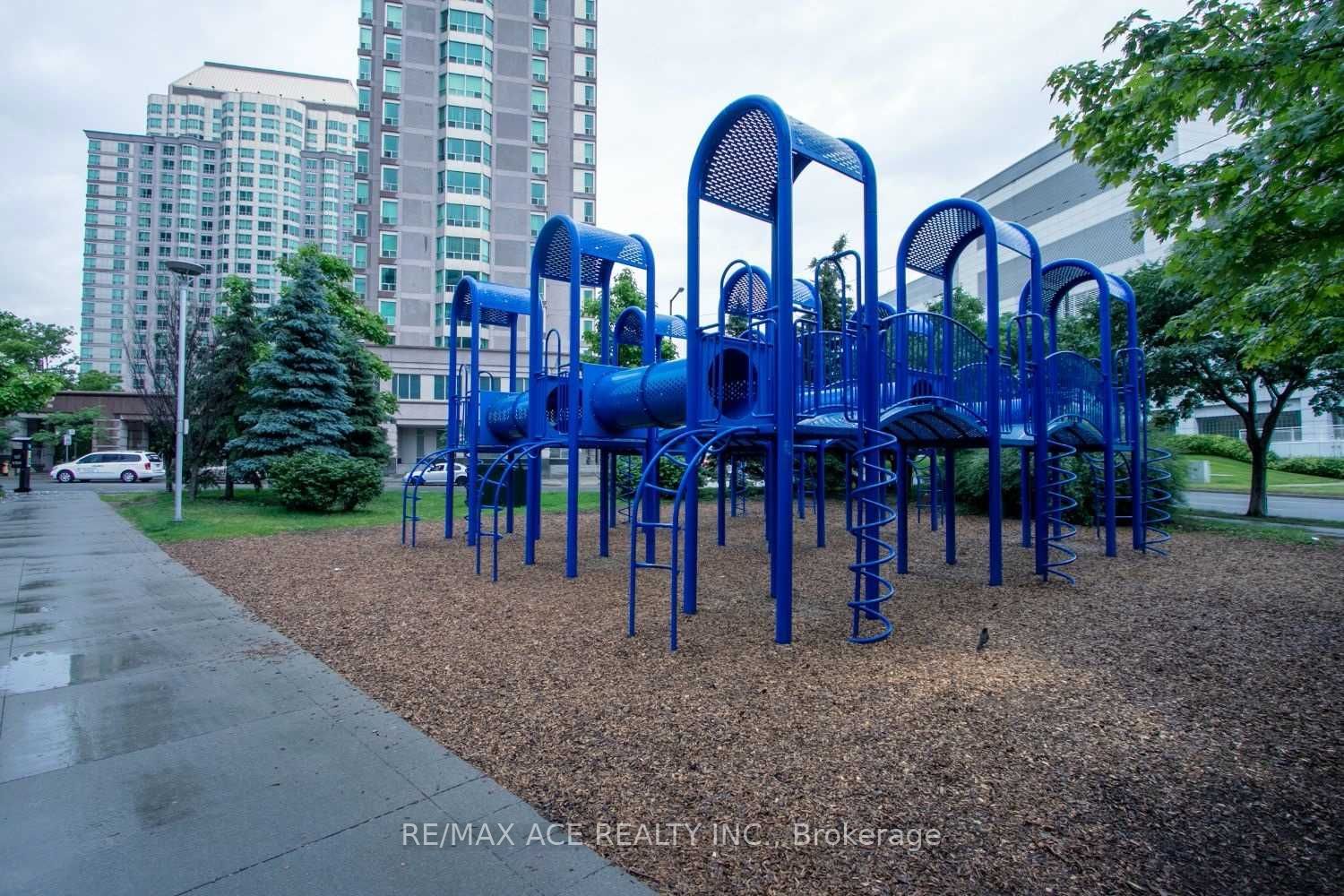 38 Lee Centre Drive, #2315