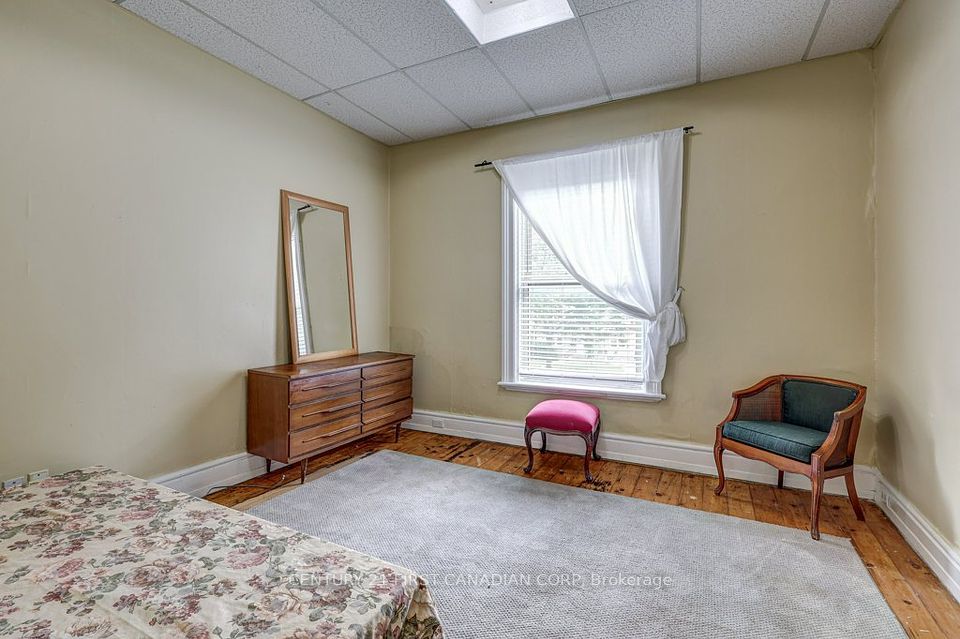 #2 - 193 Waterloo Street, London East, ON N6B 2N1