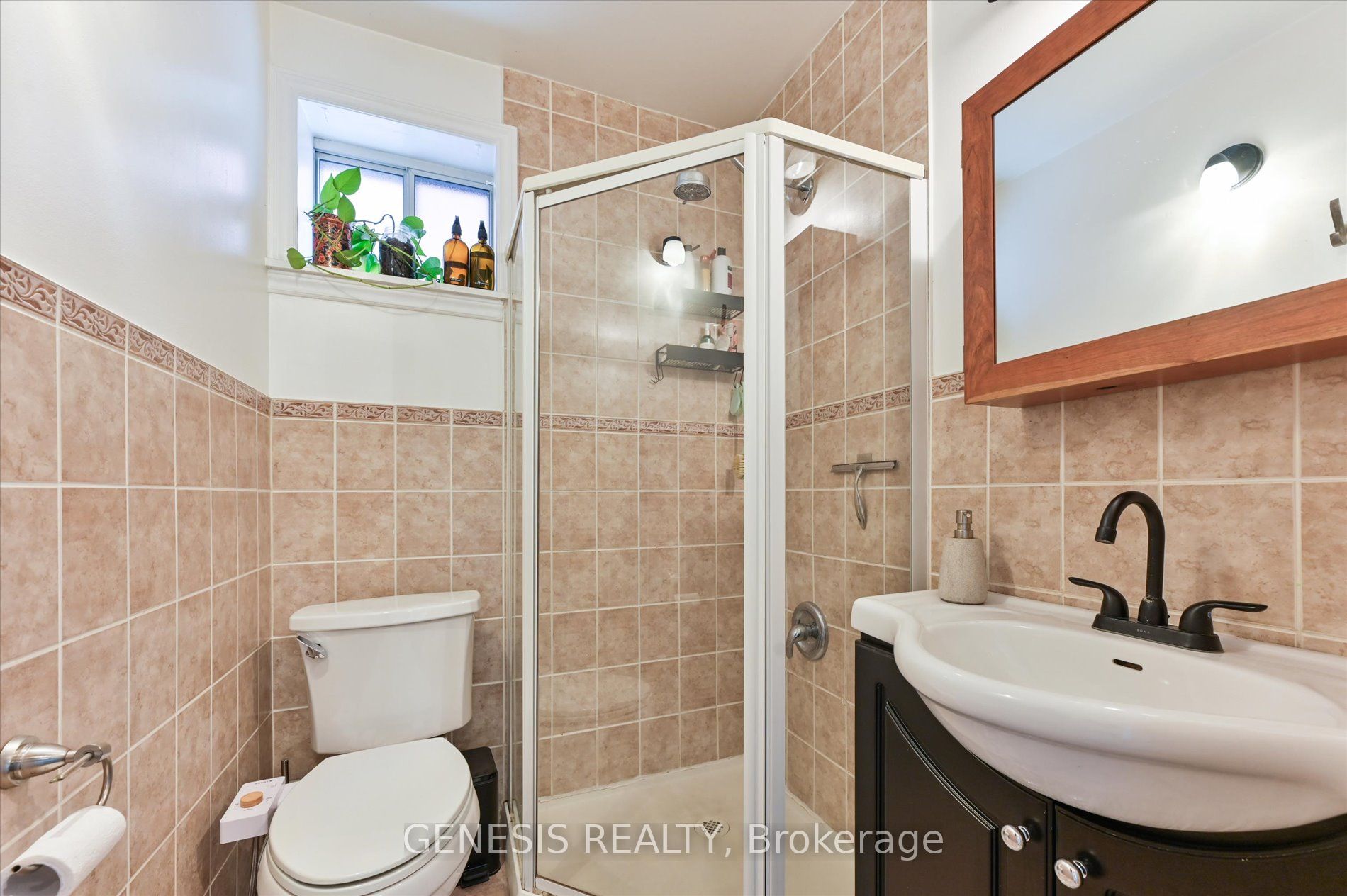 455 Caledonia Road
