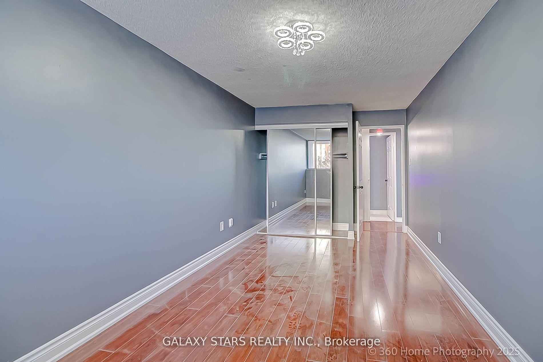 1 Bedroom Condo at 10 Tapscott,  Toronto For sale