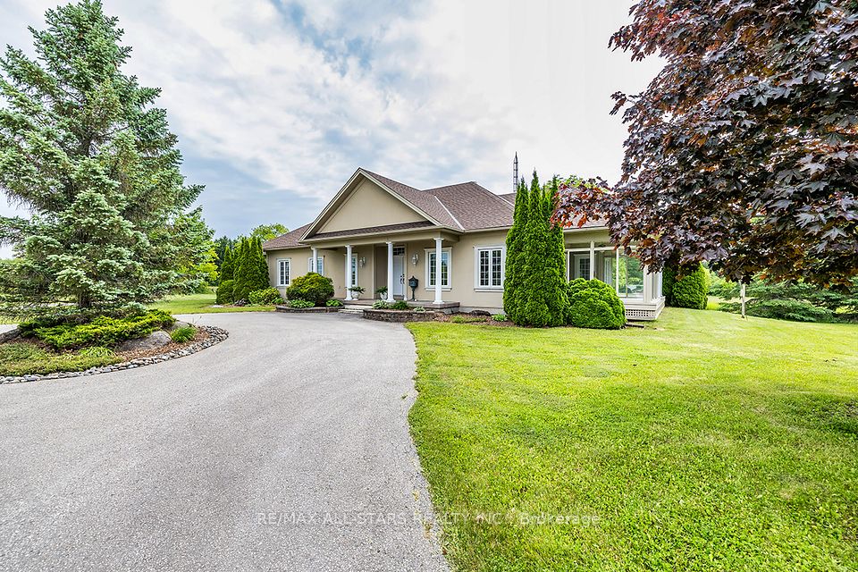 12883 Concession 5