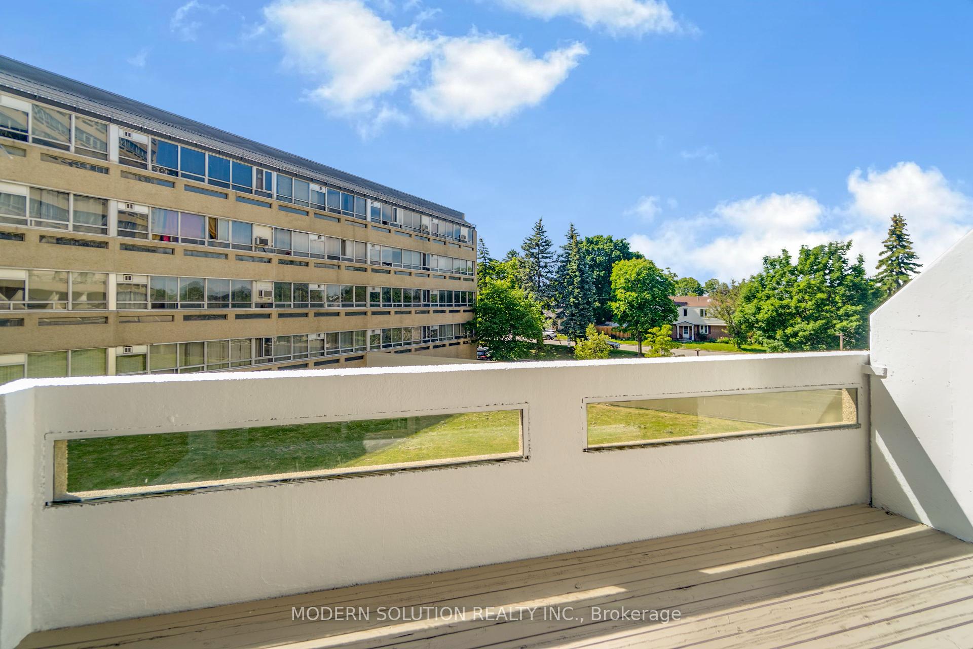 3 Bedrooms Condo at 5580 Sheppard, Toronto For sale