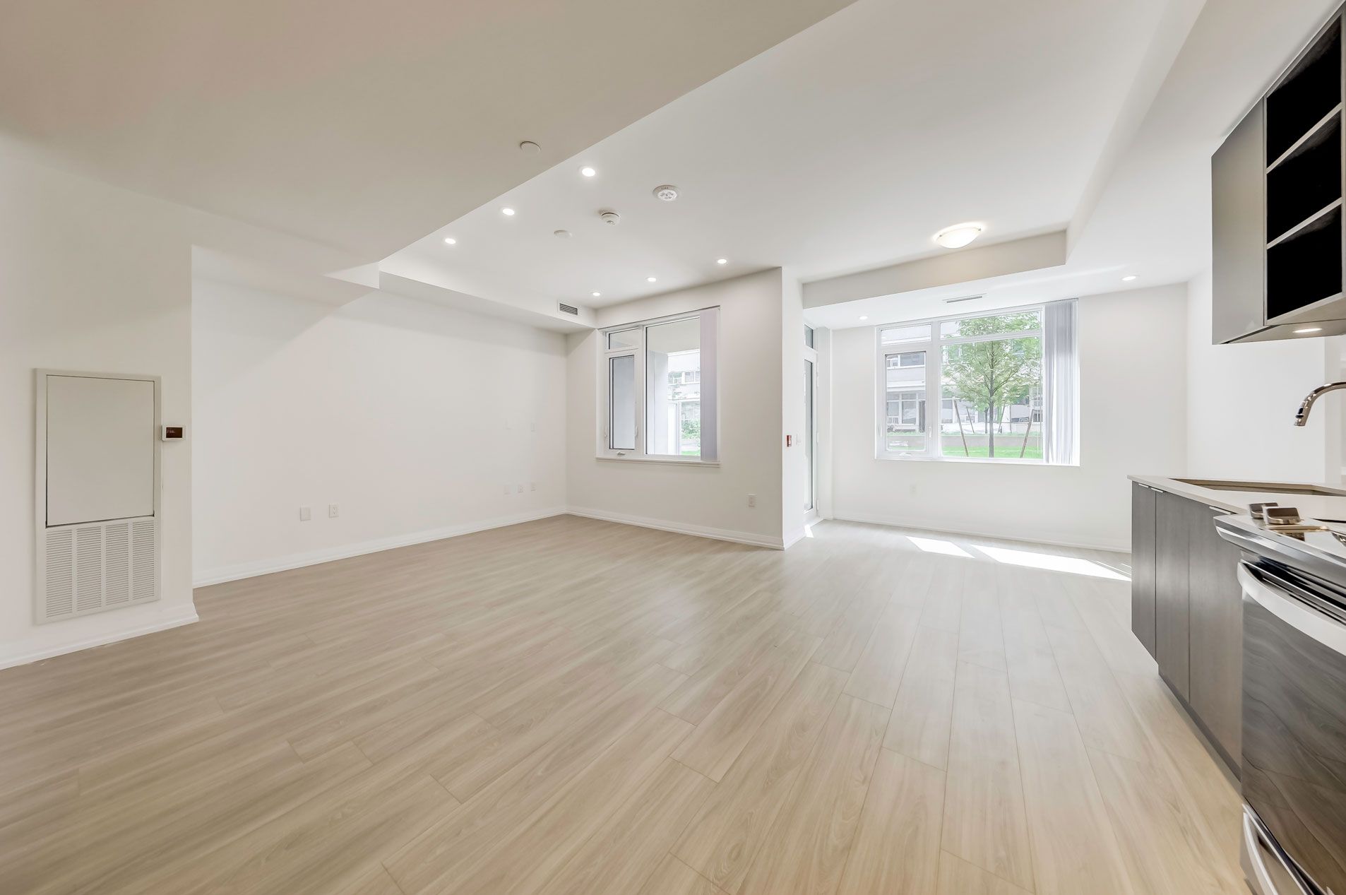 50 Dunfield Avenue TH116