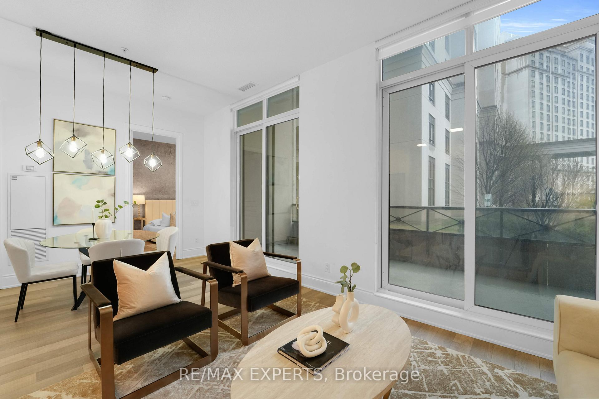 1 Bedroom Condo at 9255 JANE,  Vaughan For sale