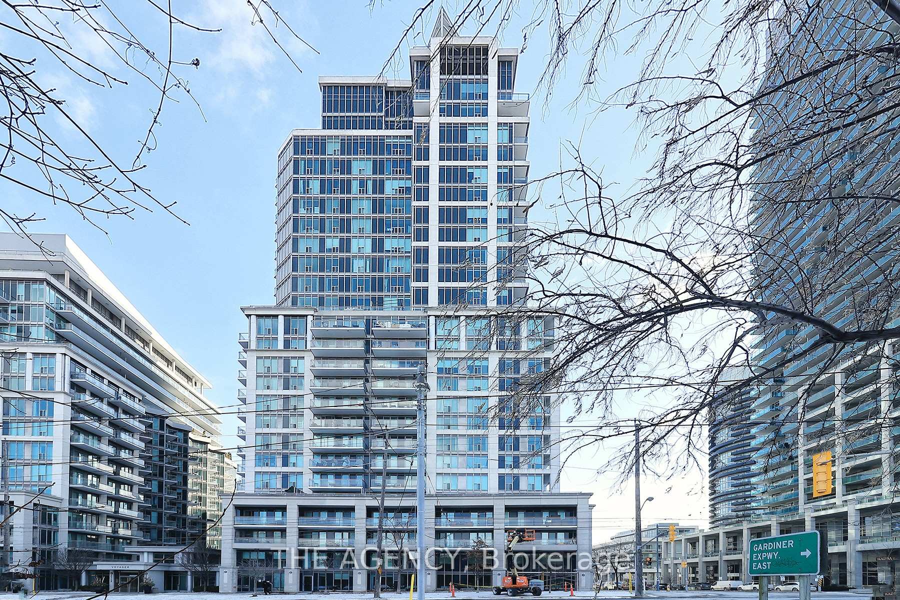 2 Bedrooms Condo at 2121 Lake Shore, Toronto For sale