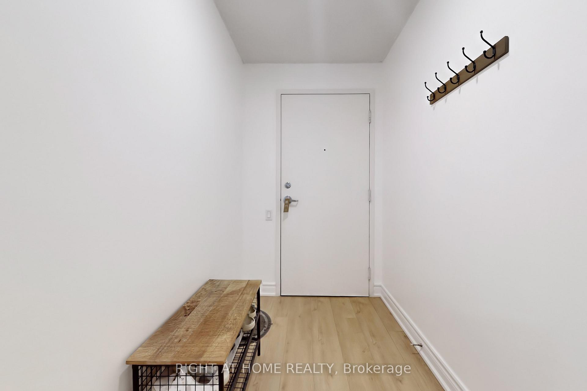1 Bedroom Condo at 75 Dalhousie, Toronto For sale