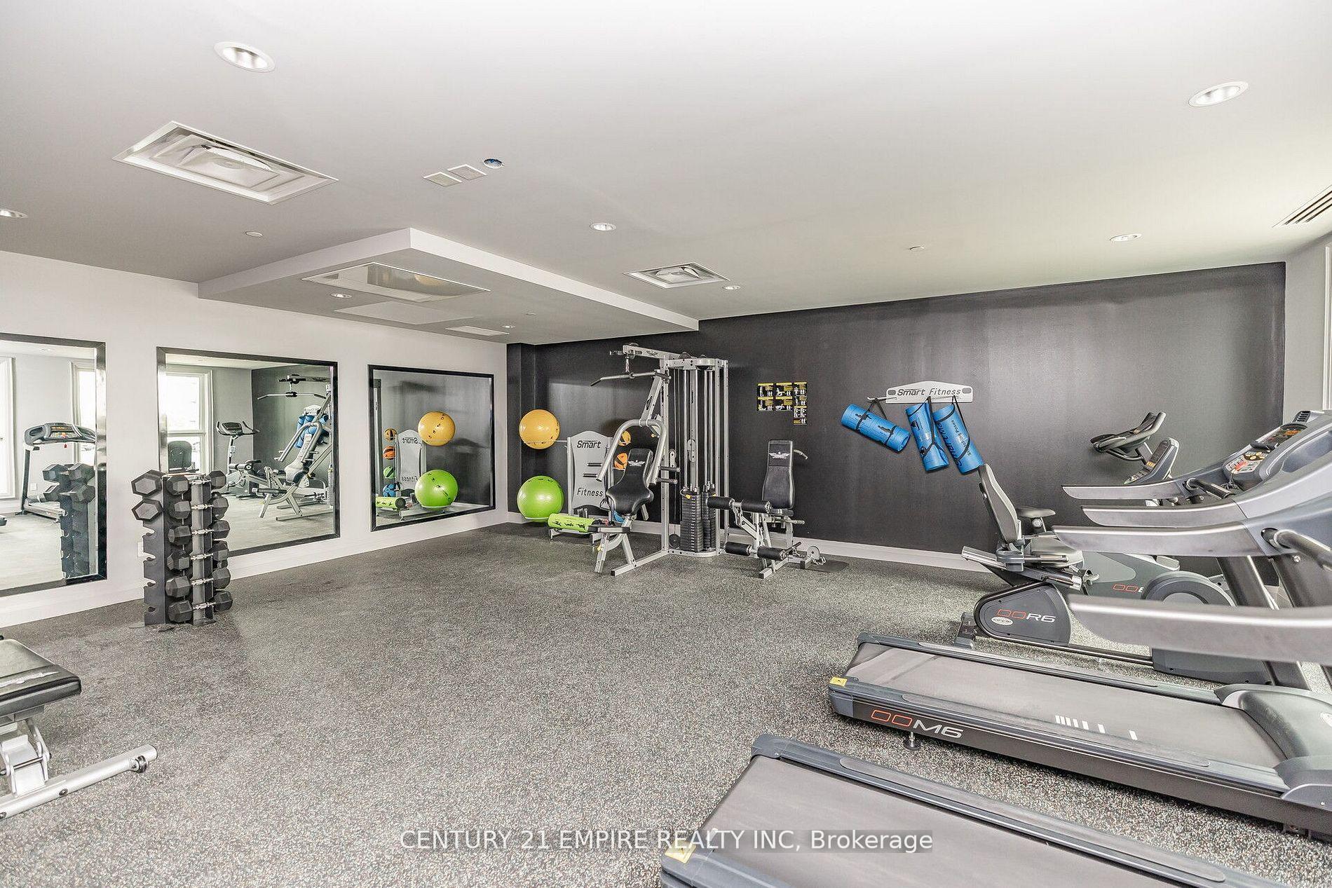 2 Bedrooms Condo at 95 Dundas,  Oakville For sale