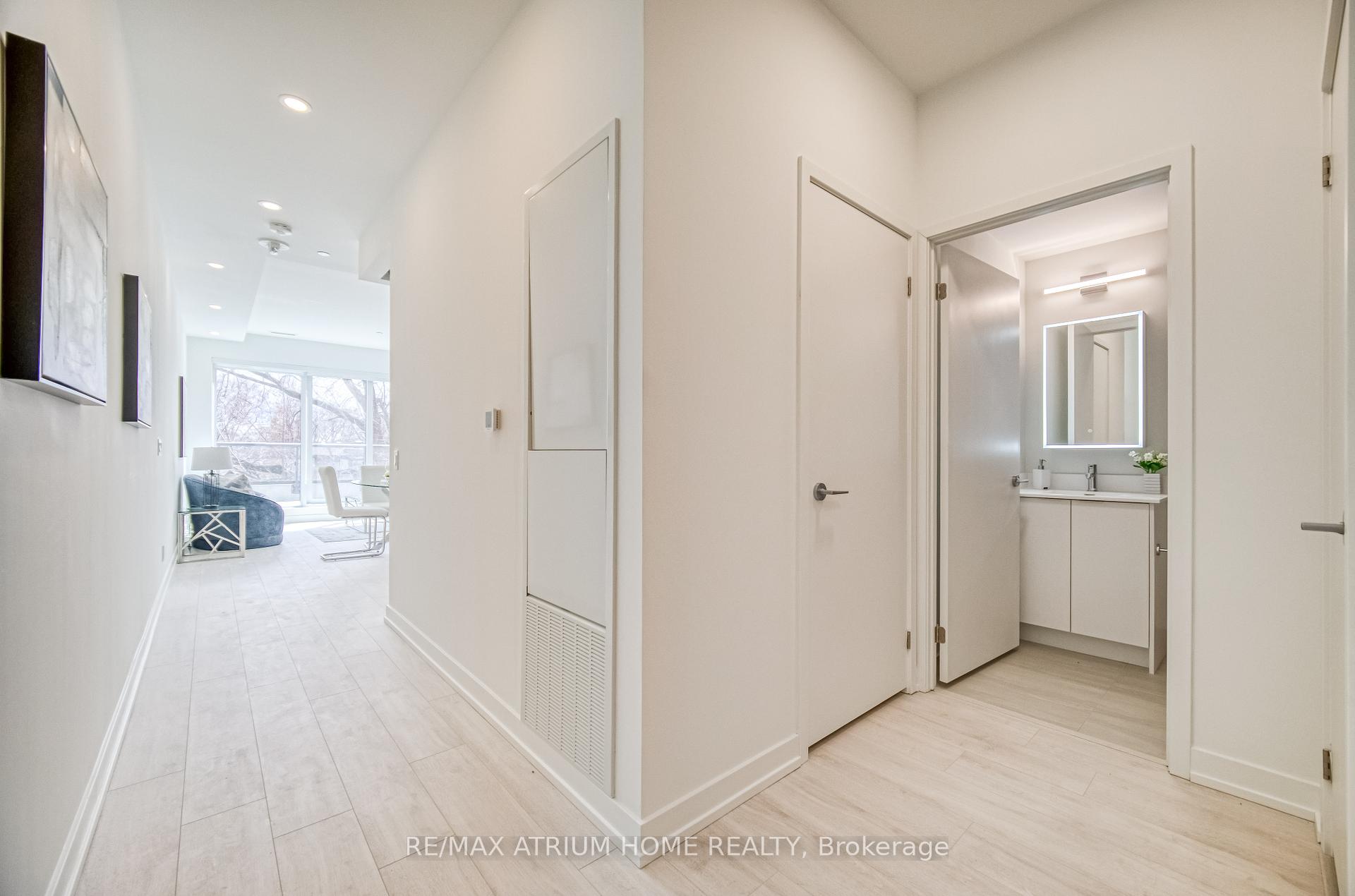 1 Bedroom Condo at 181 Sheppard, Toronto For sale