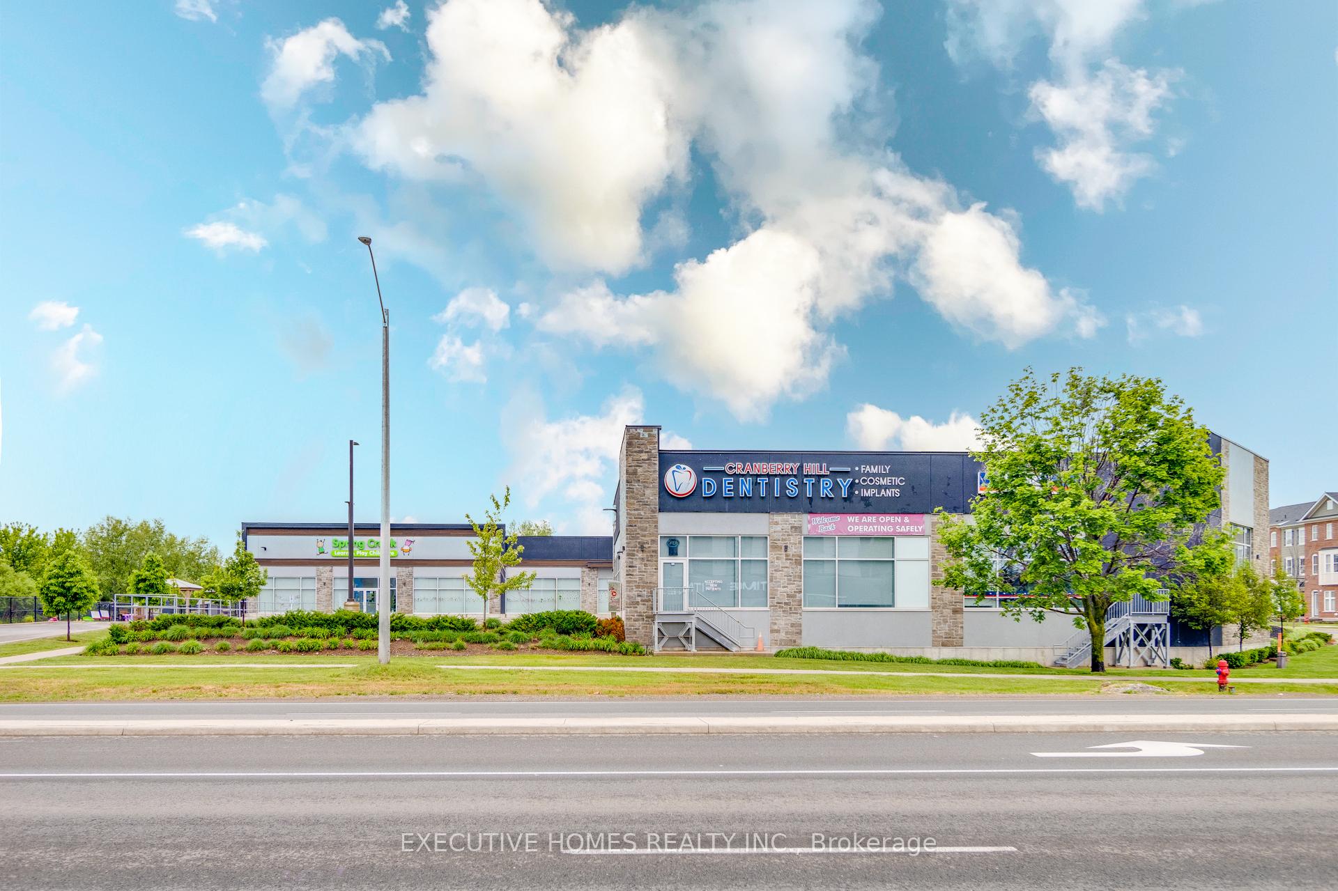 2 Bedrooms Condo at 450 Dundas, Hamilton For sale