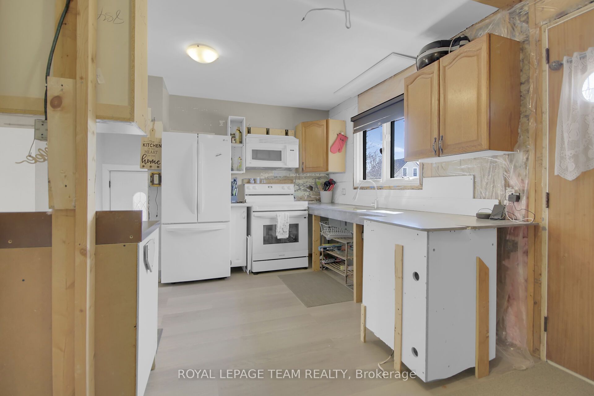 8187 Lloyd Graham Avenue, GreelyMetcalfeOsgoodeVernonandArea, ON K0A 2P0
