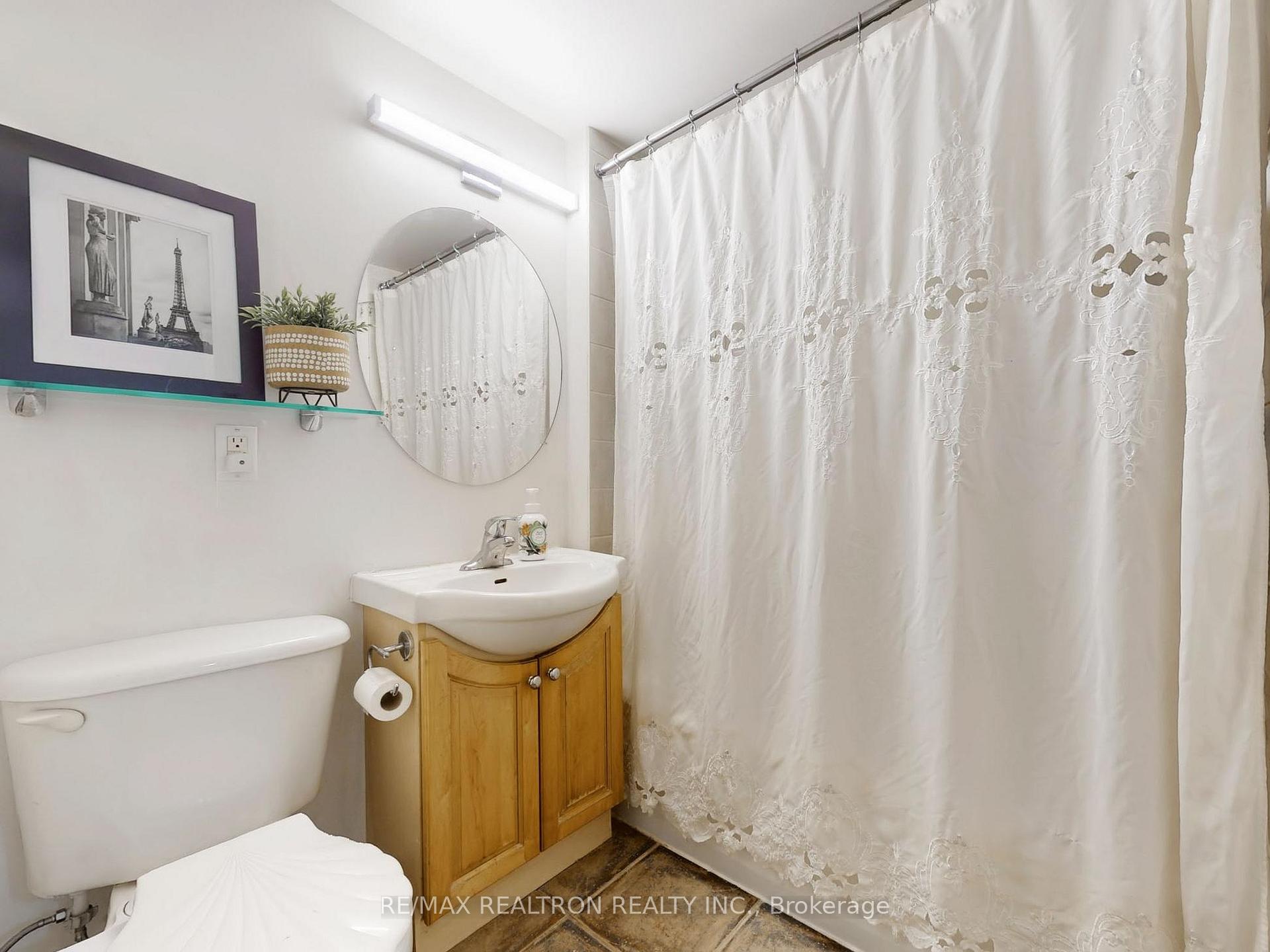 1 Bedroom Condo at 46 Western Battery, Toronto For sale