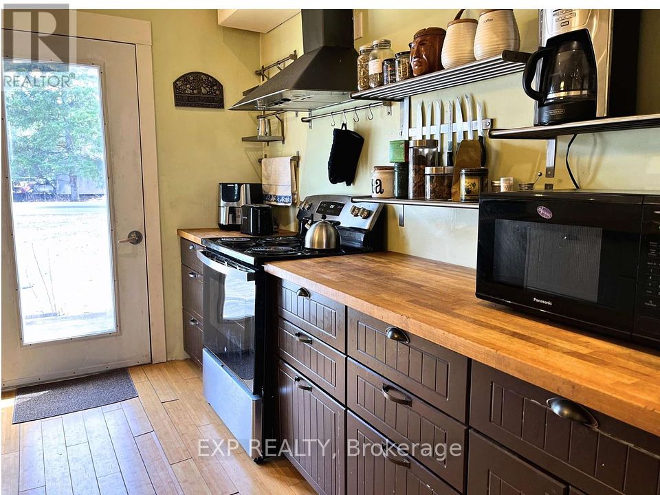1723 Lucy Street, St. Joseph, ON P0R 1J0