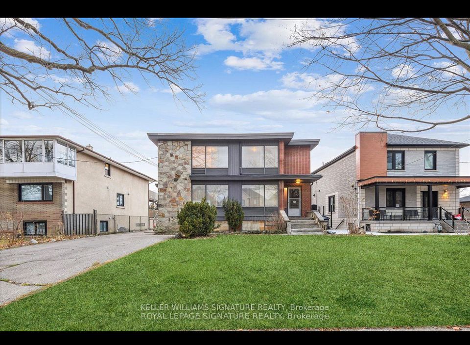 214 Queenslea Avenue