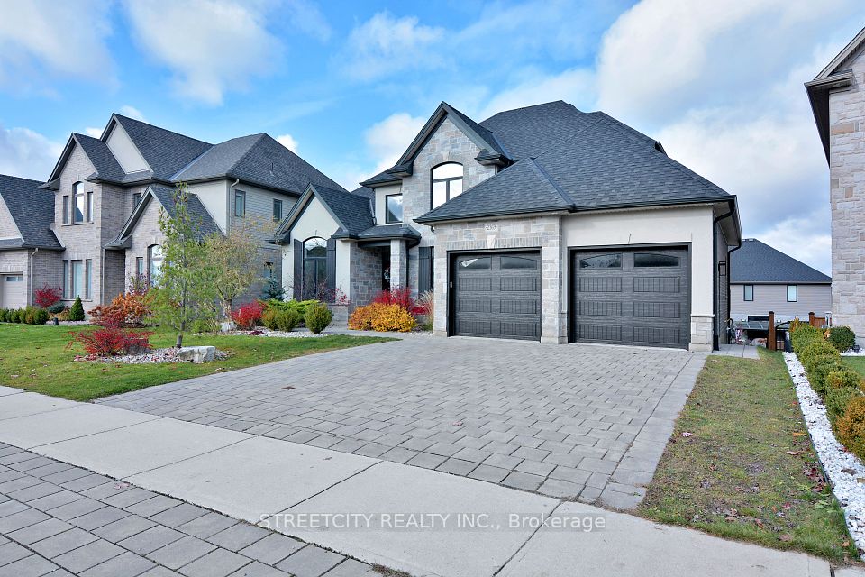 2369 Torrey Pines Way, London North, ON N6G 0K6