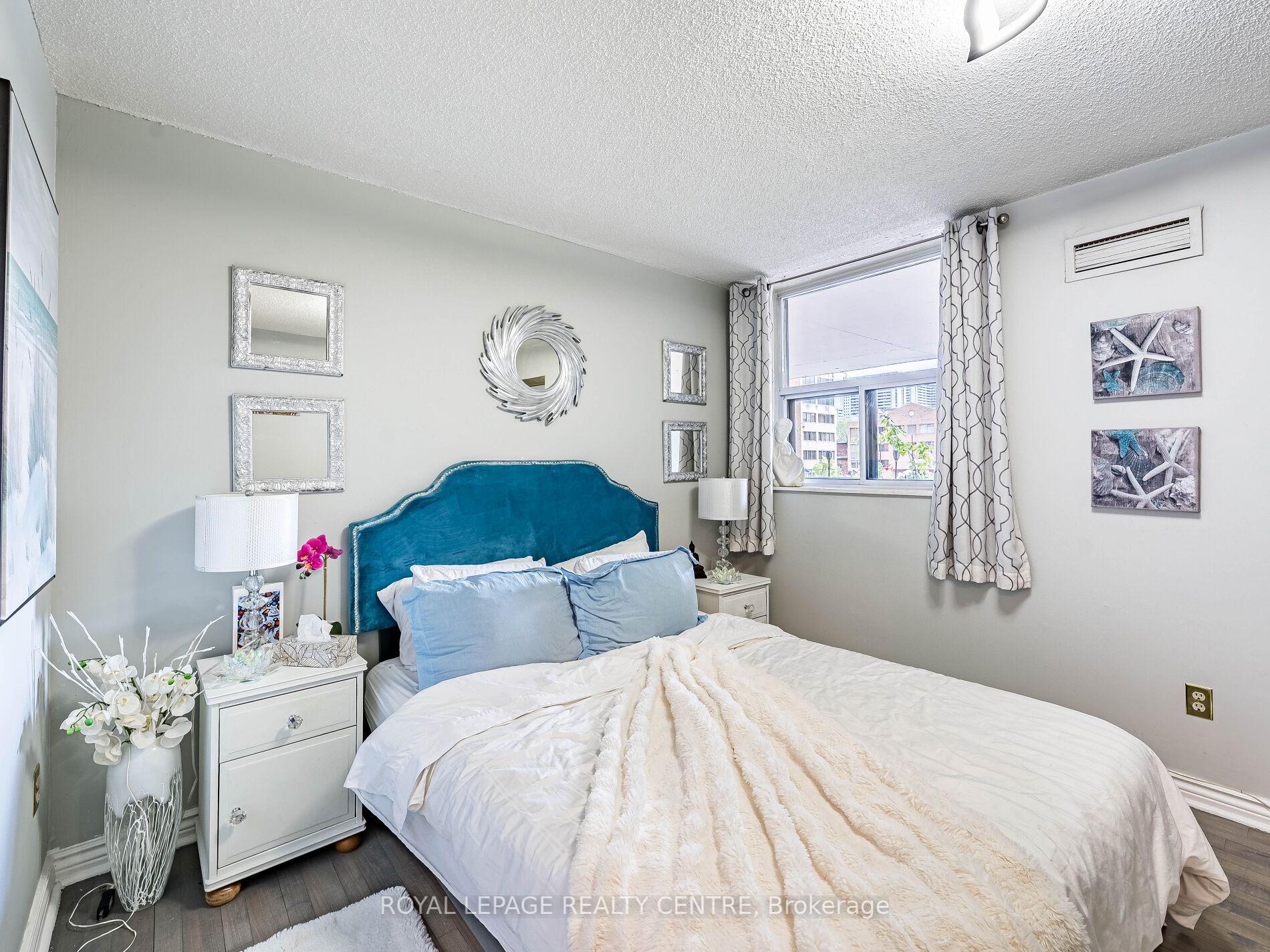 1 Bedroom Condo at 77 Maitland, Toronto For sale
