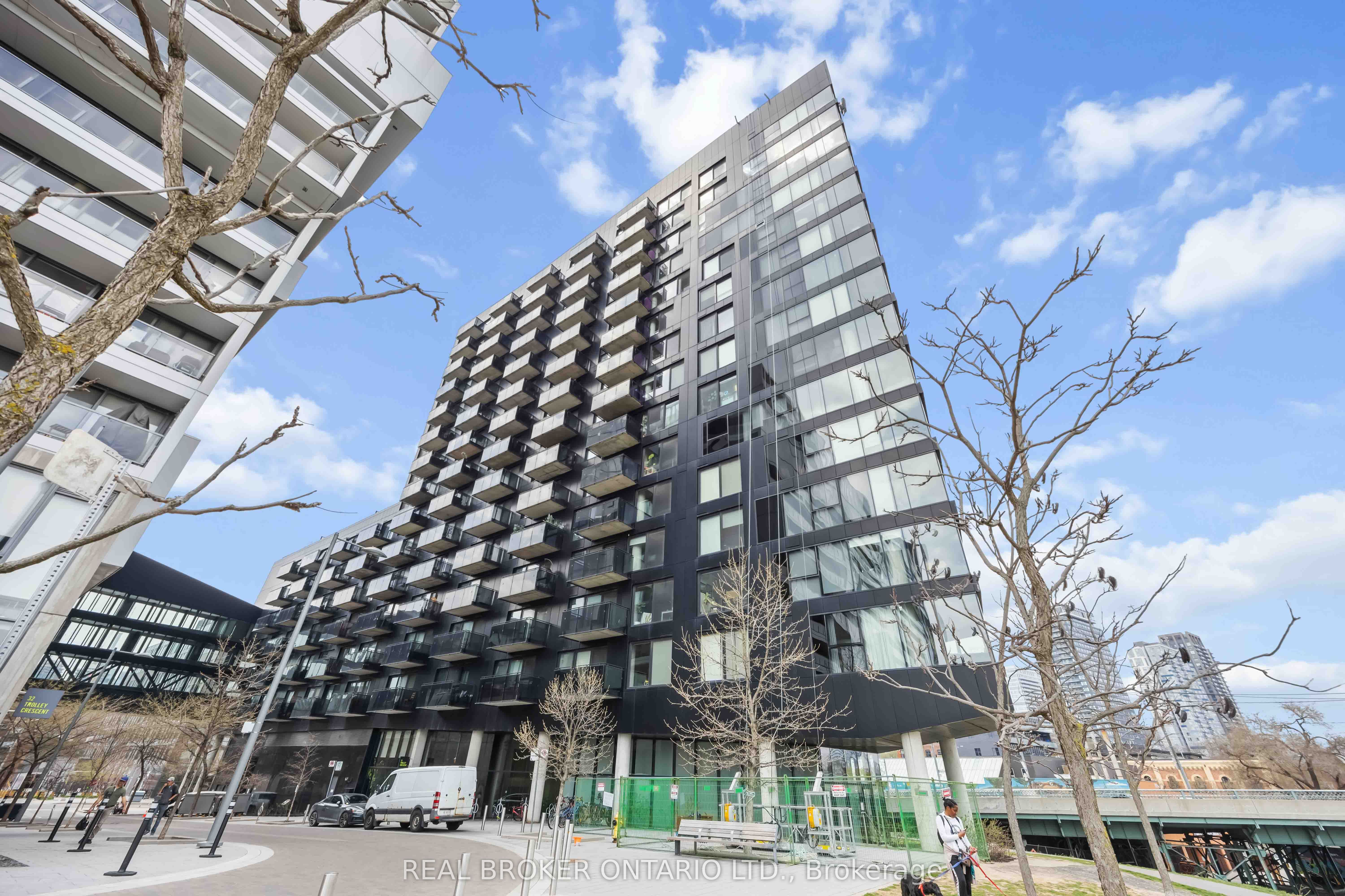 #603 - 51 Trolley Crescent, Toronto, ON M5A 0E9