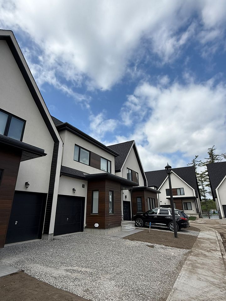 15 Ruby Crescent