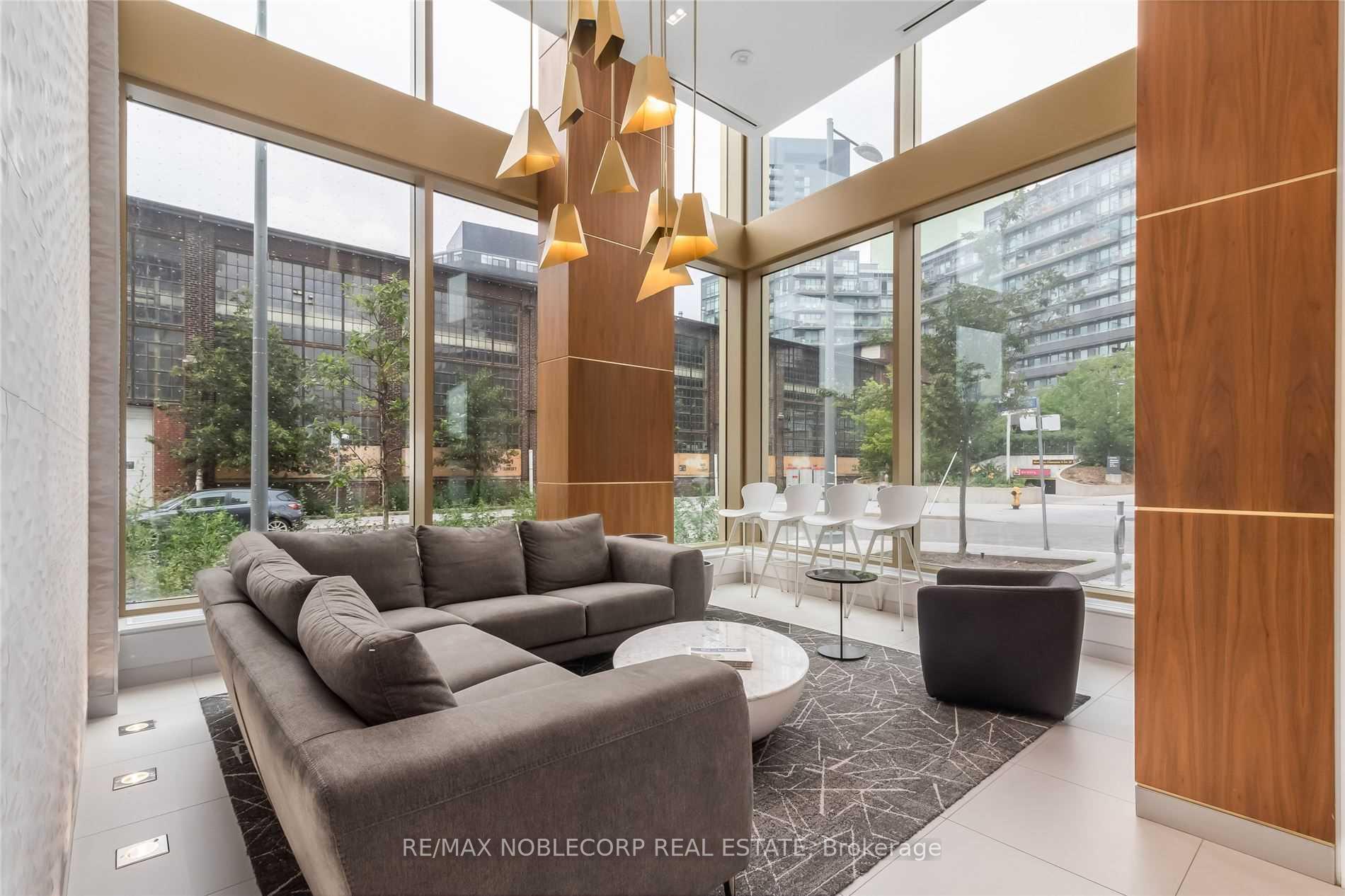 2 Bedrooms Condo at 60 Tannery, Toronto For sale